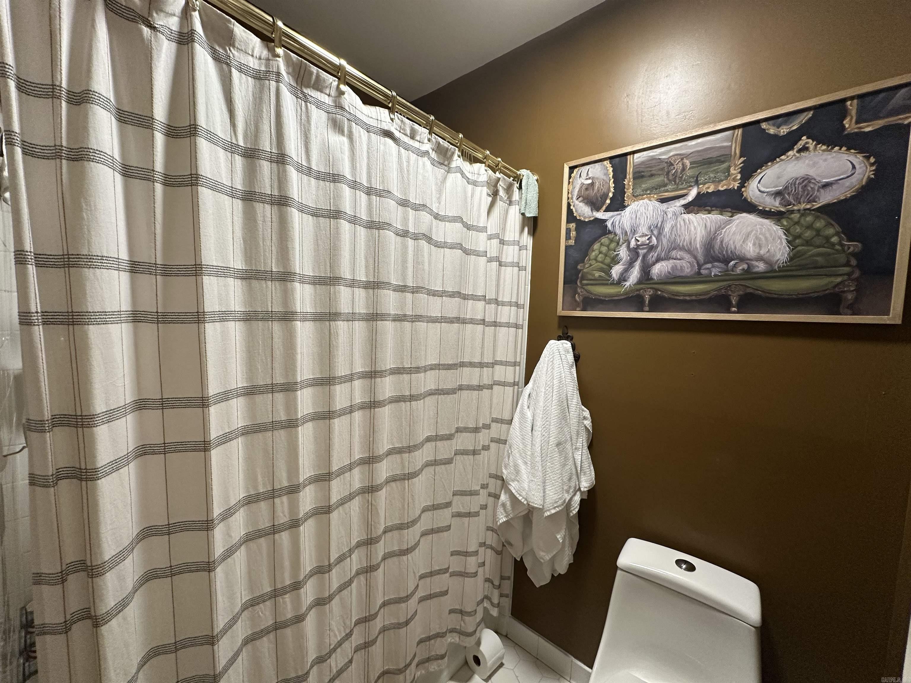 INDIAN HILLS - Residential