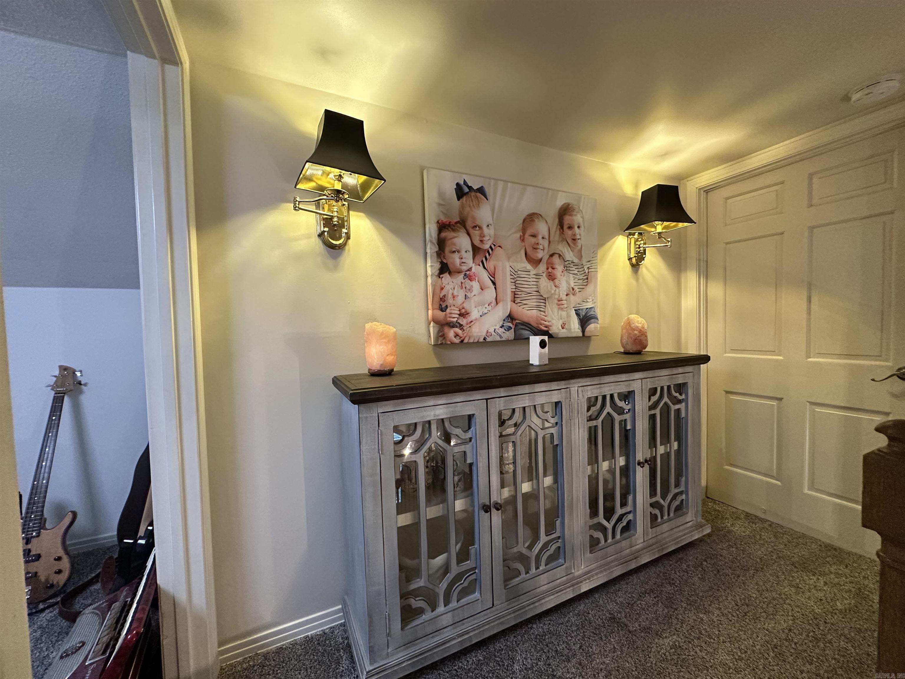INDIAN HILLS - Residential