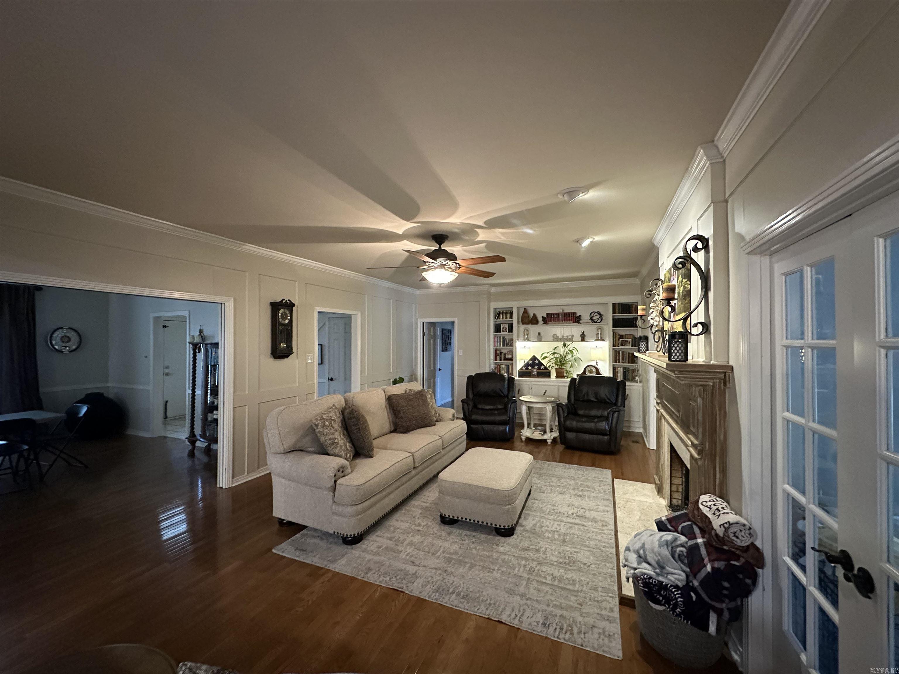 INDIAN HILLS - Residential
