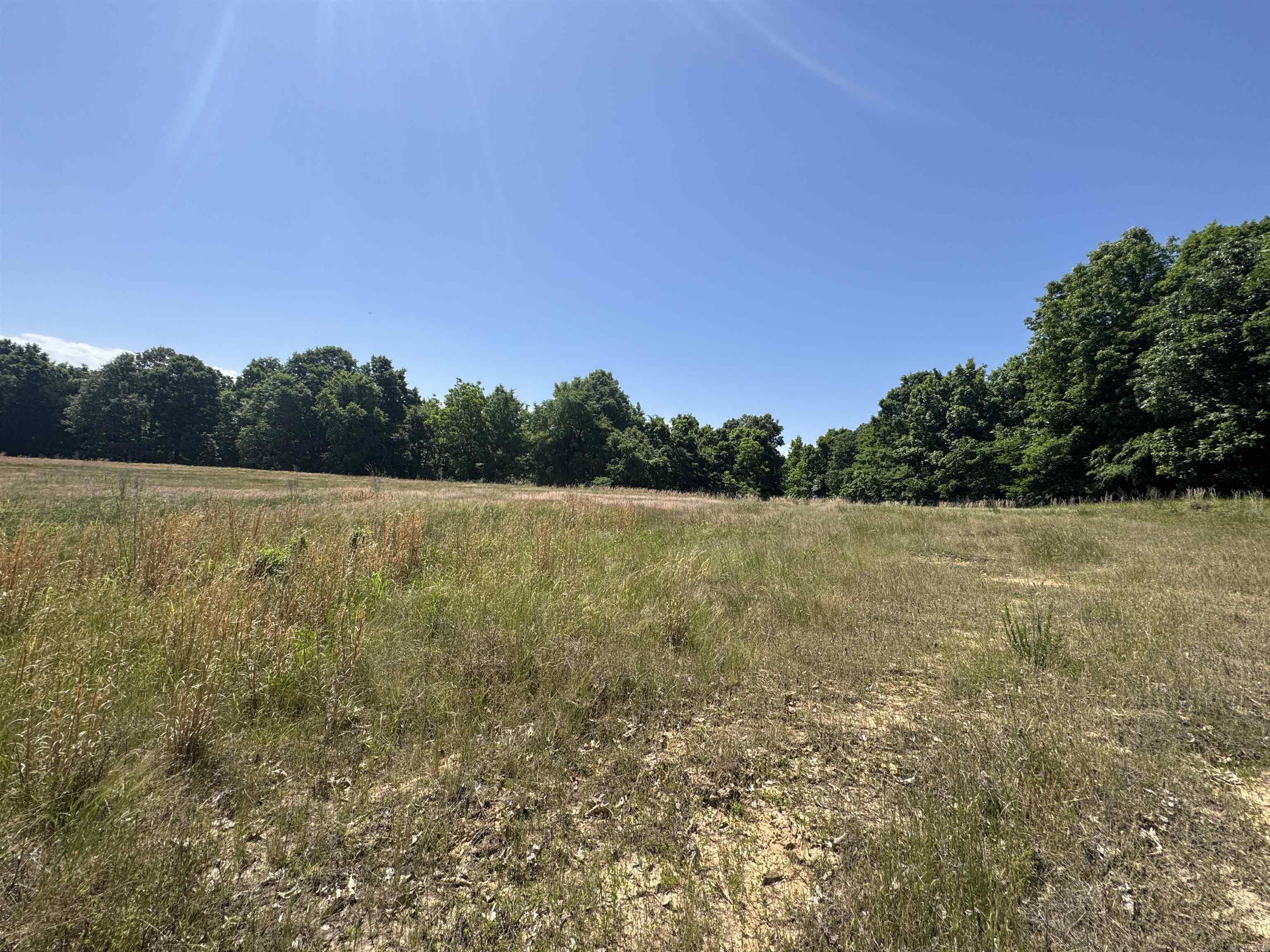 PIGGOTT - Land