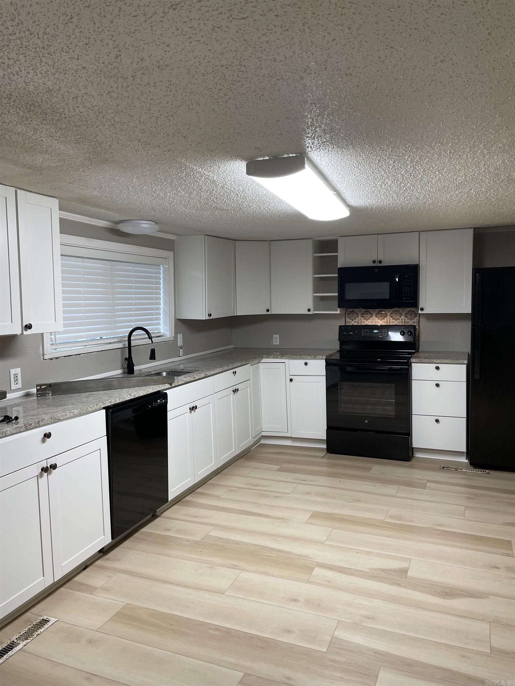 OAKDALE - Residential