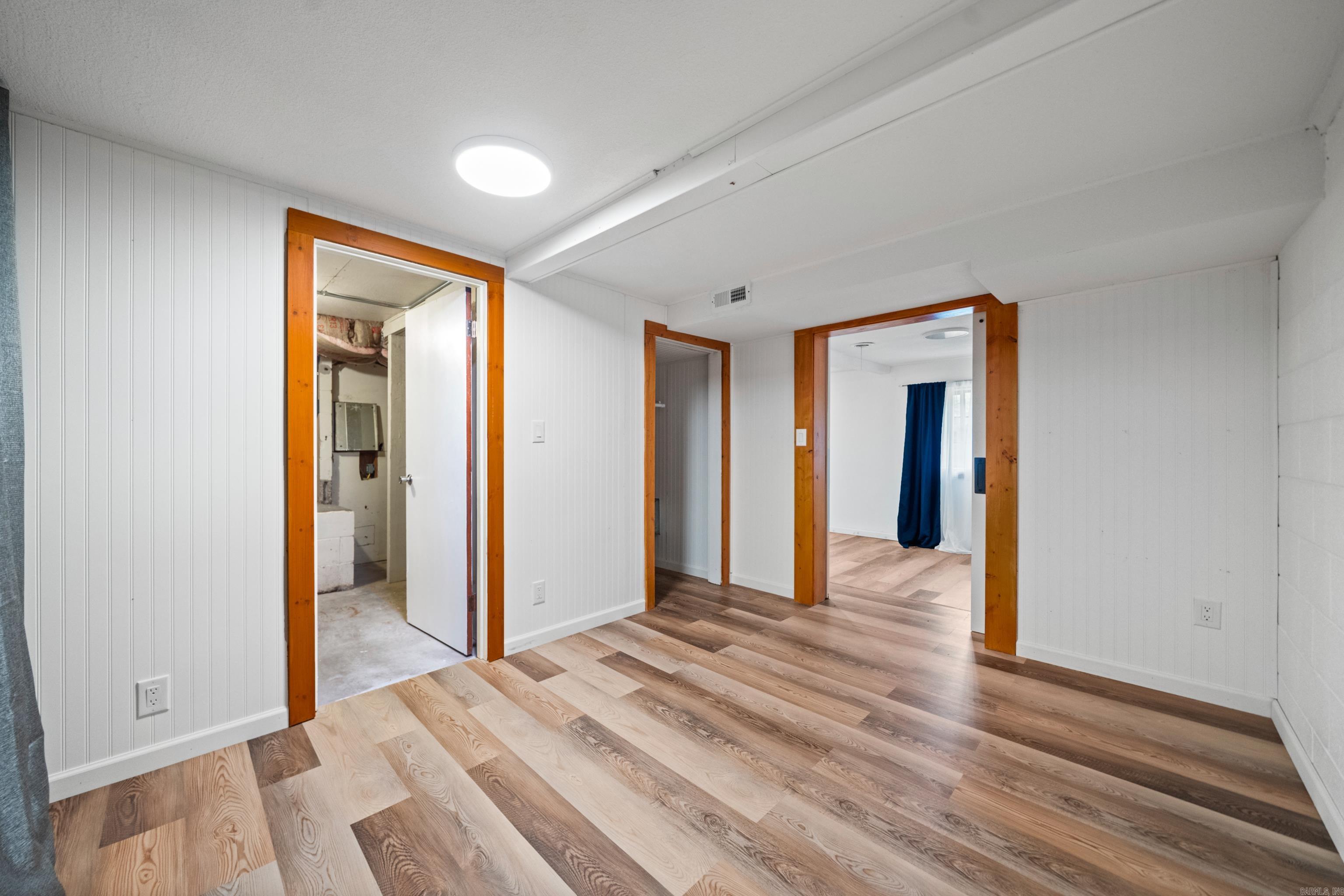 HSR BLK - Residential Income
