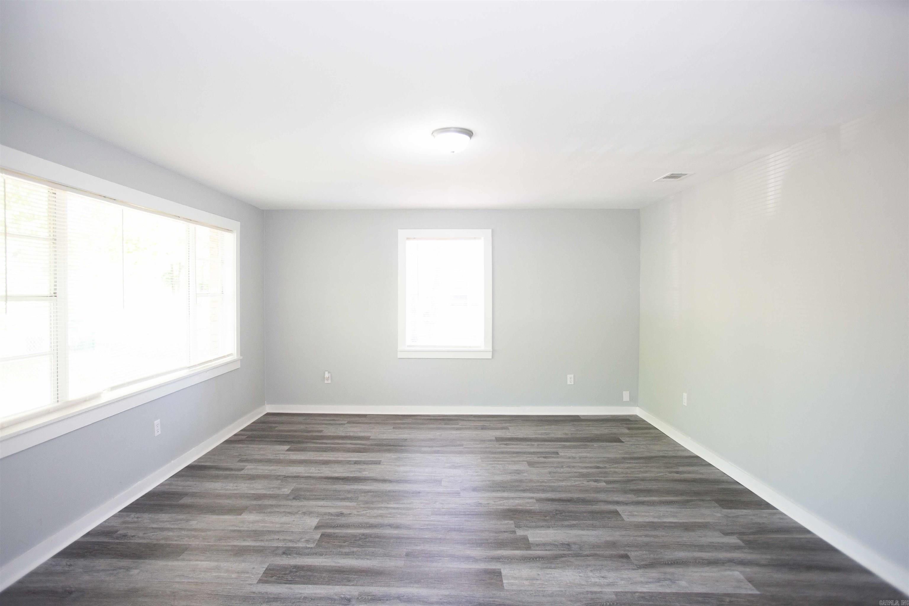 Harwell R F - Residential Lease