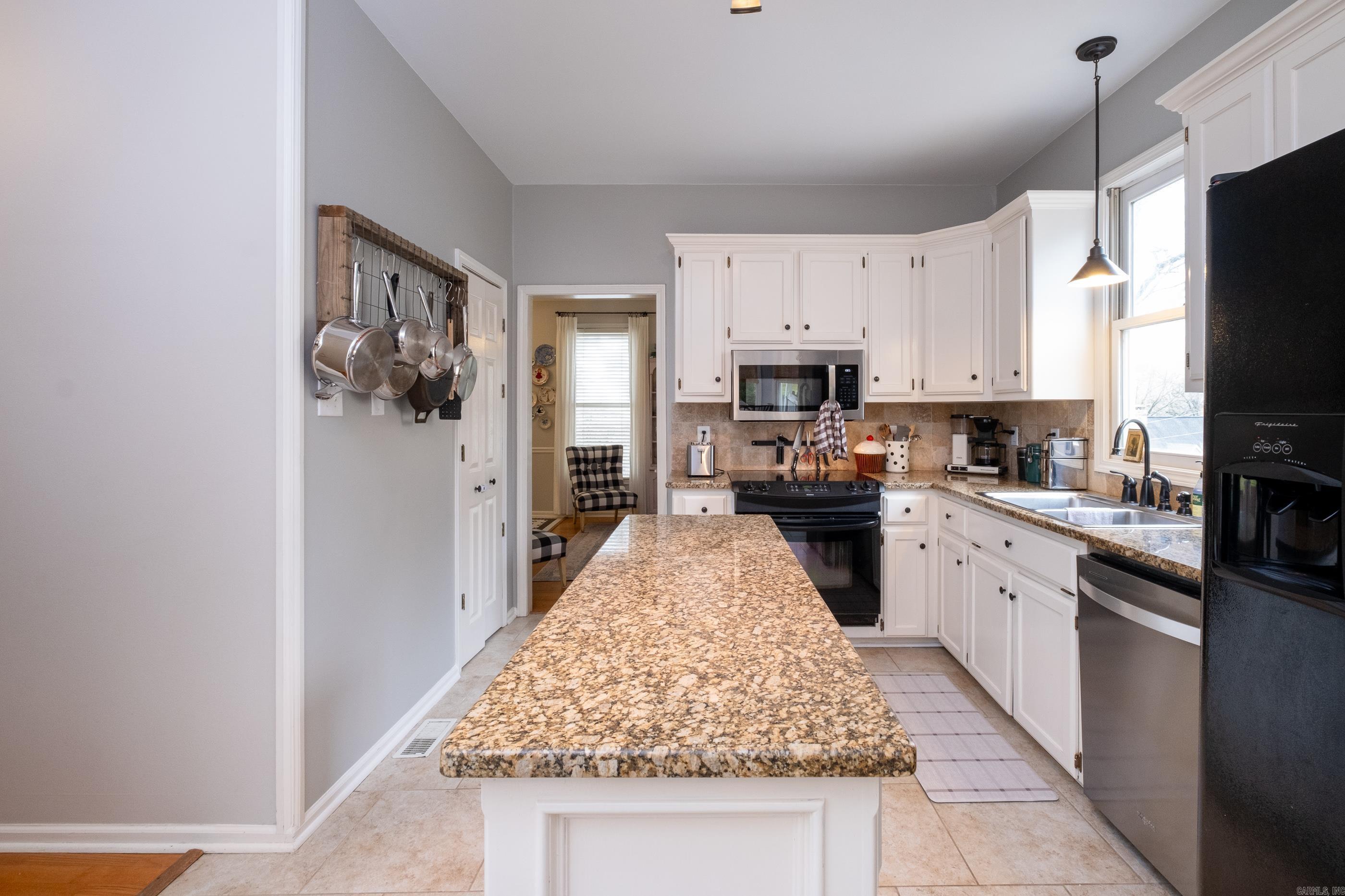 ST CHARLES ADDN - Residential