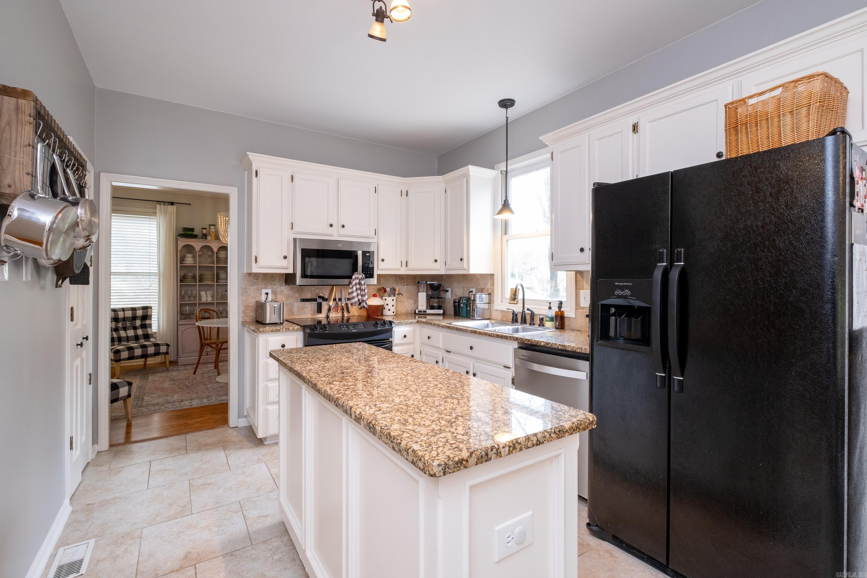 ST CHARLES ADDN - Residential