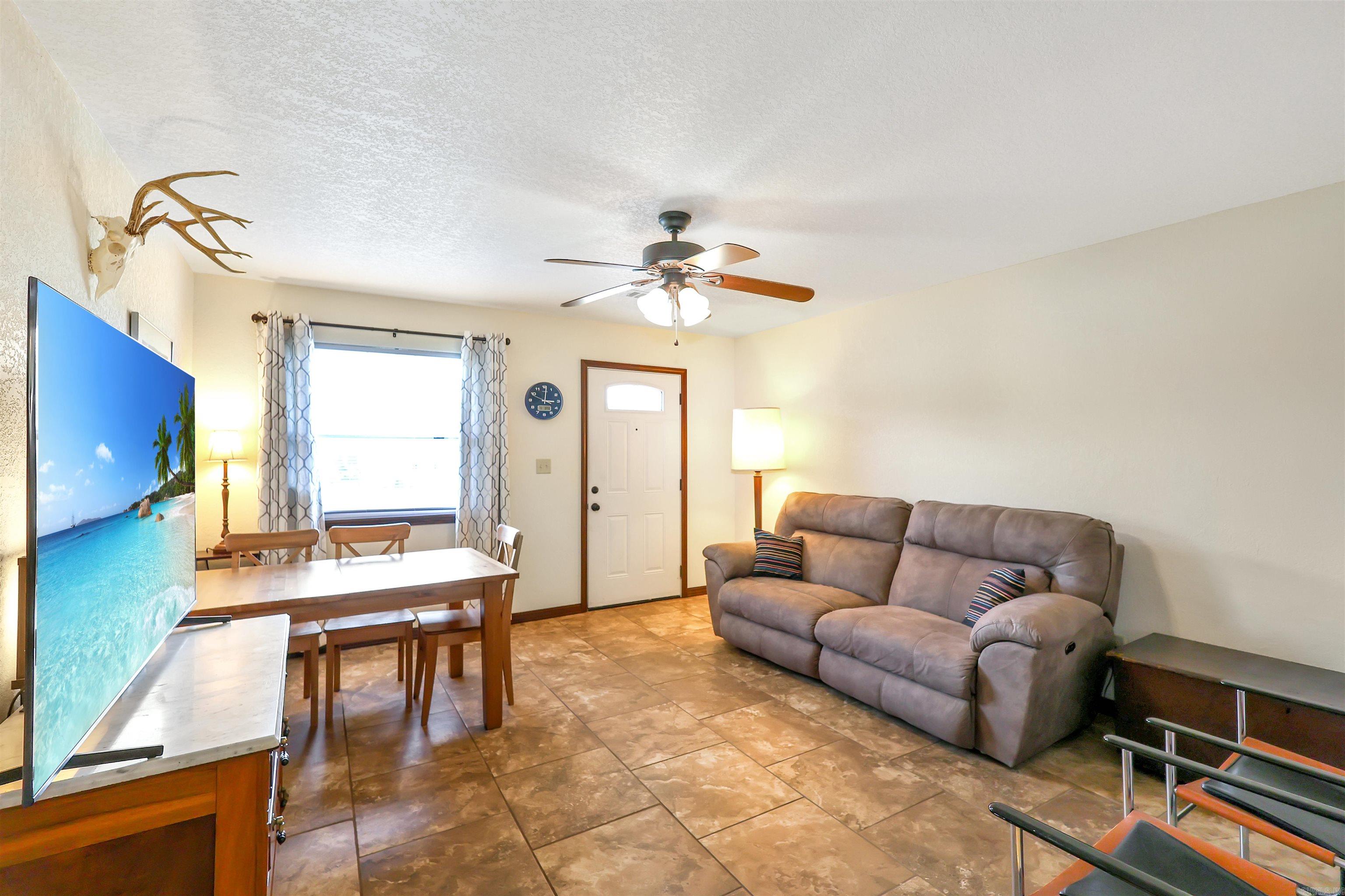 PINE PARK - Residential