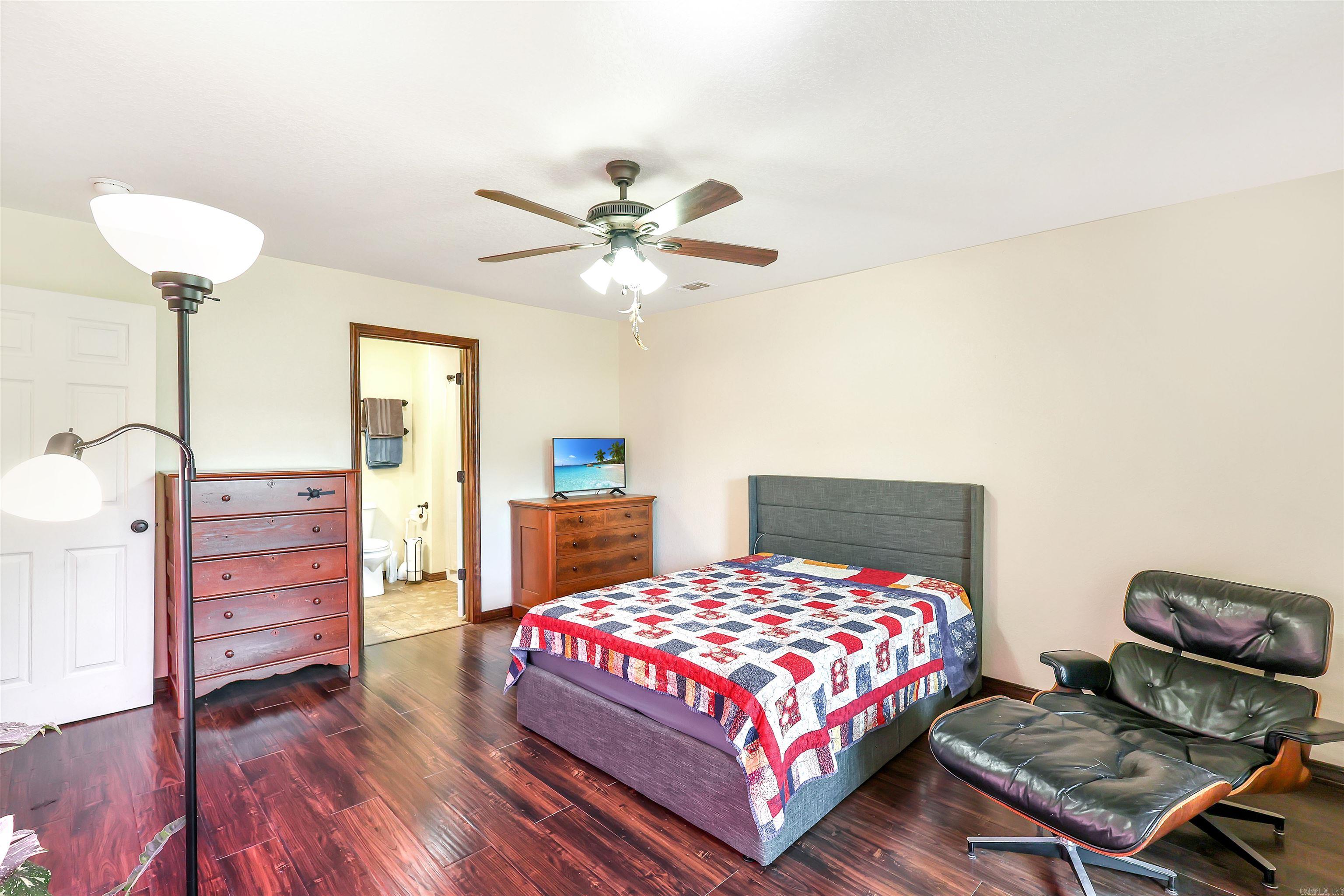 PINE PARK - Residential