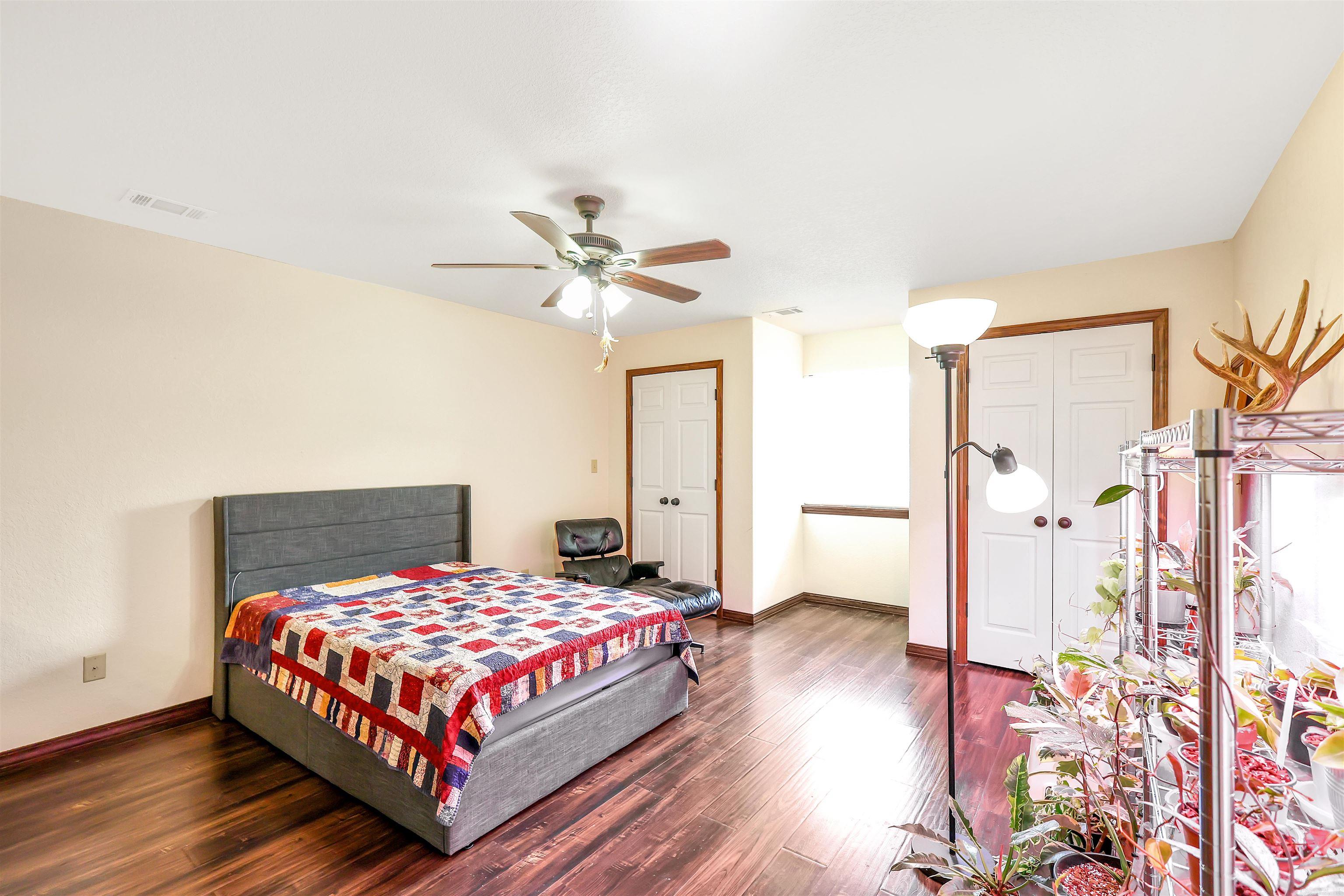 PINE PARK - Residential