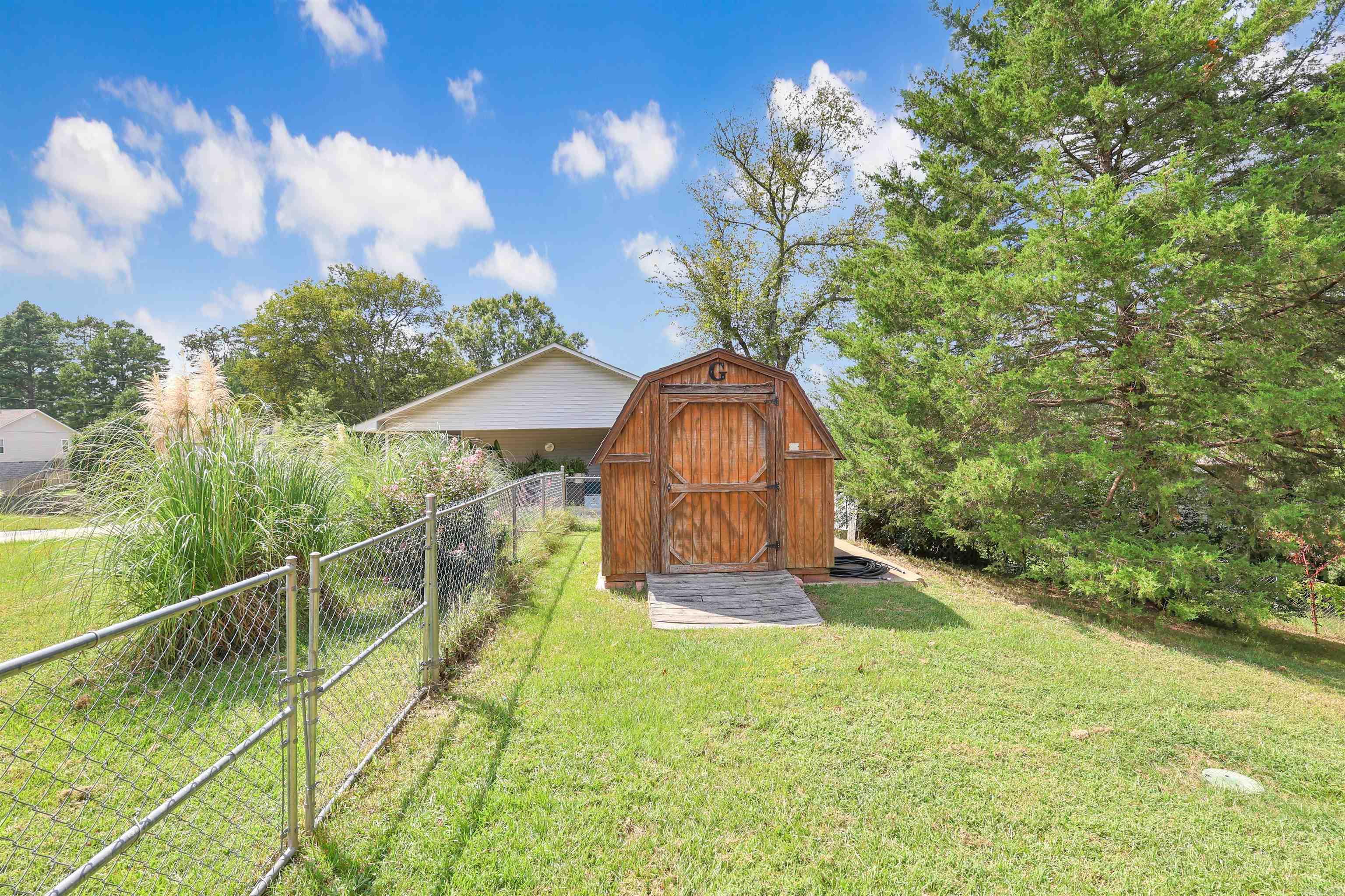 PINE PARK - Residential