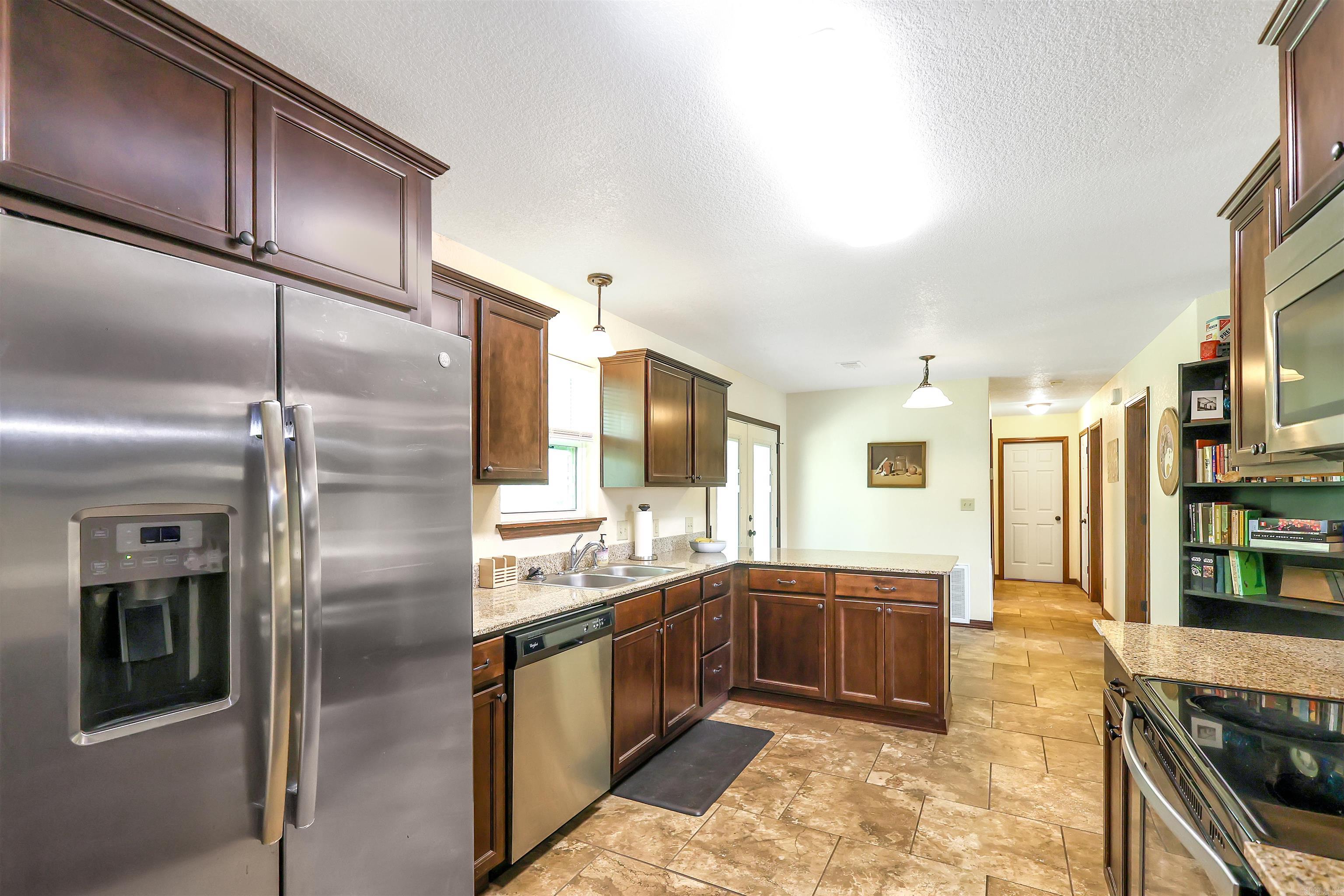PINE PARK - Residential