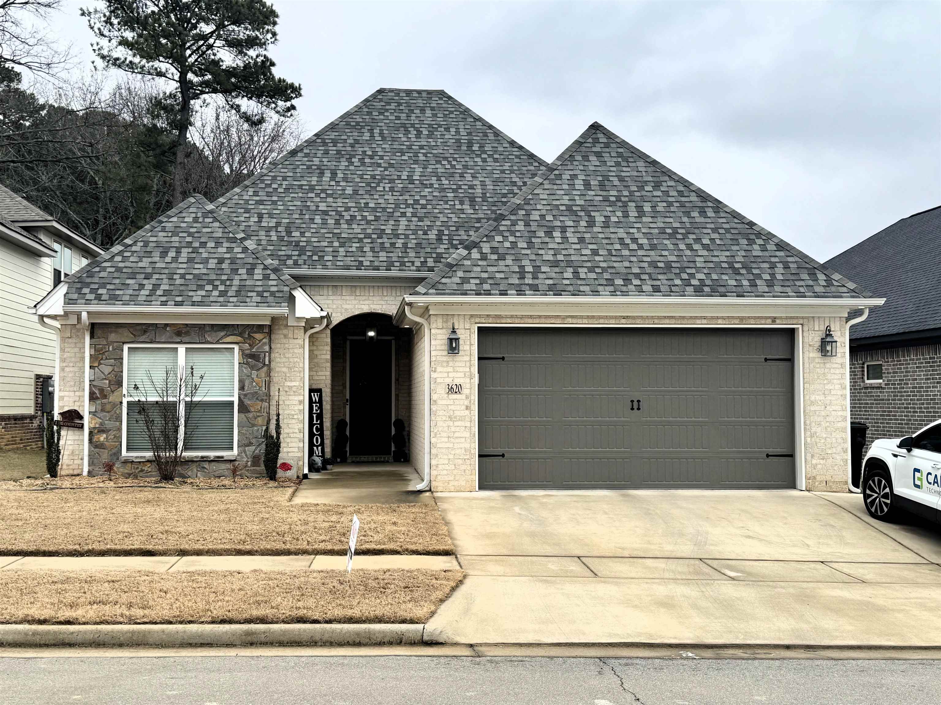 HUNTER CROSSING - Residential