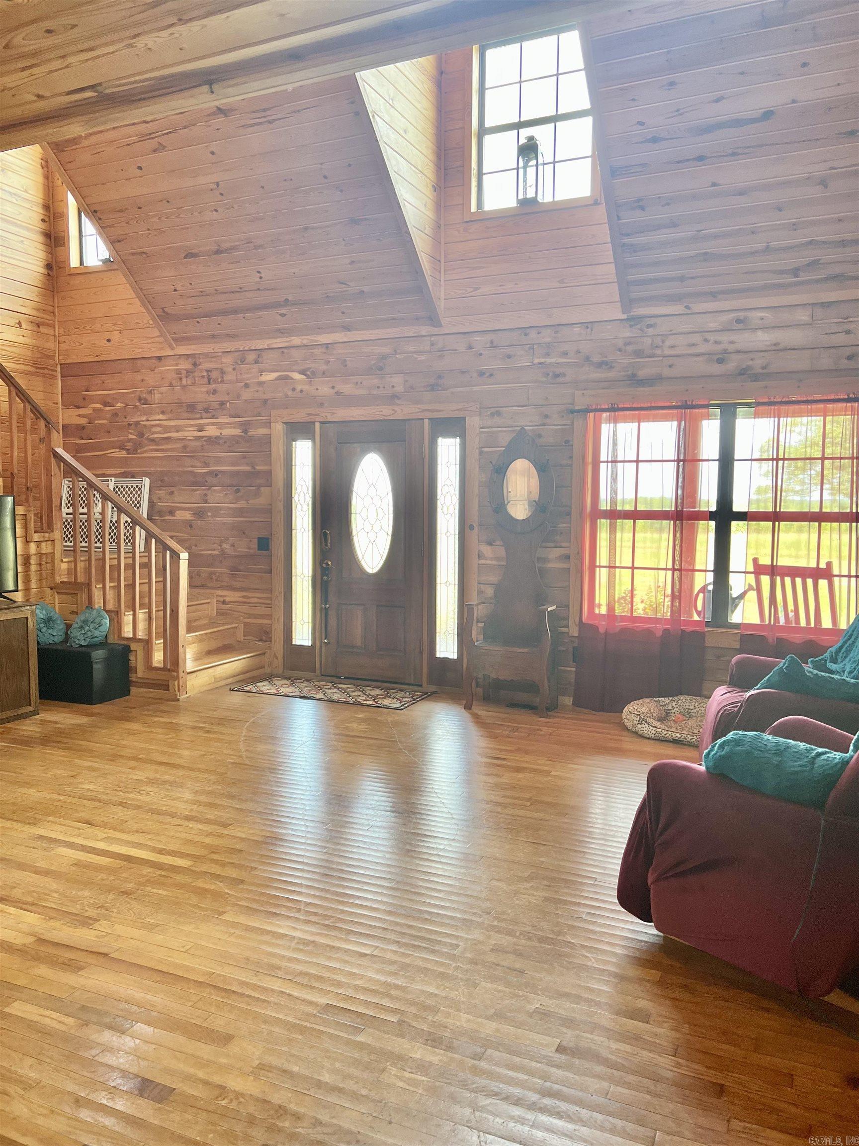 Metes & Bounds - Residential