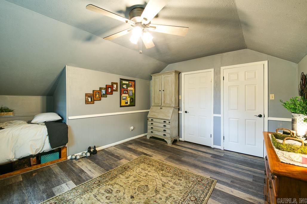 GLADEWOOD HEIGHTS - Residential