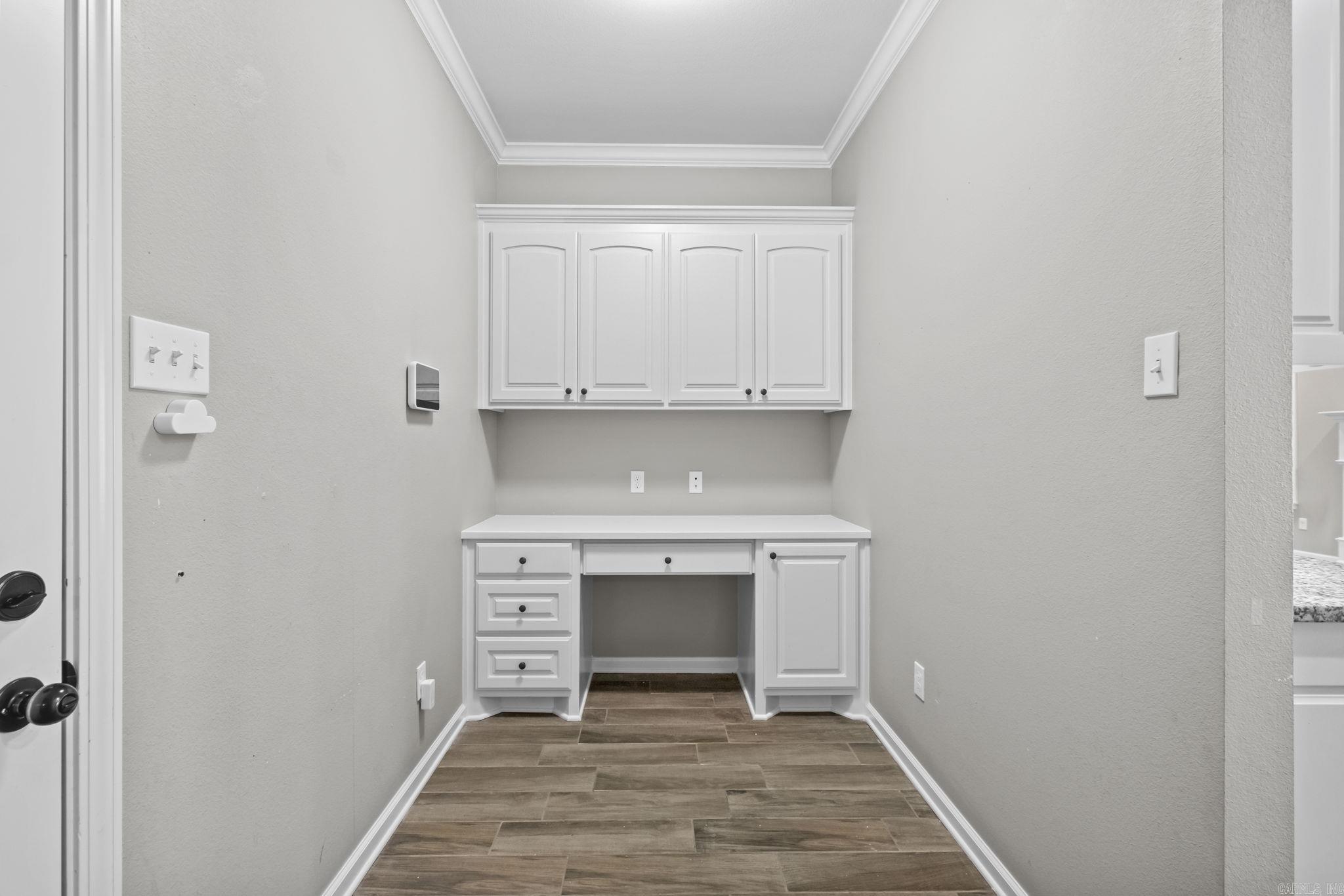 MILLERS GLENN - Residential