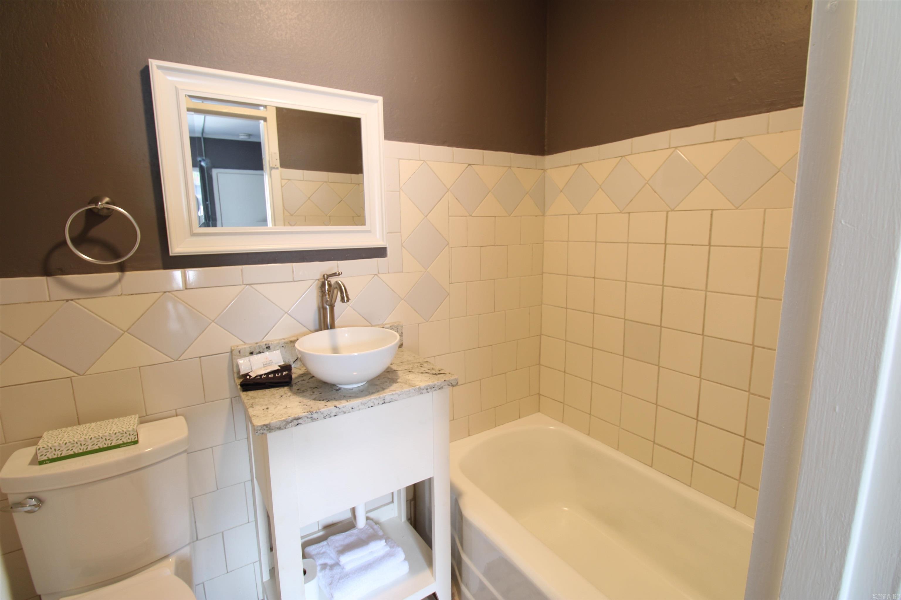 Morrison & Belding - Residential Lease