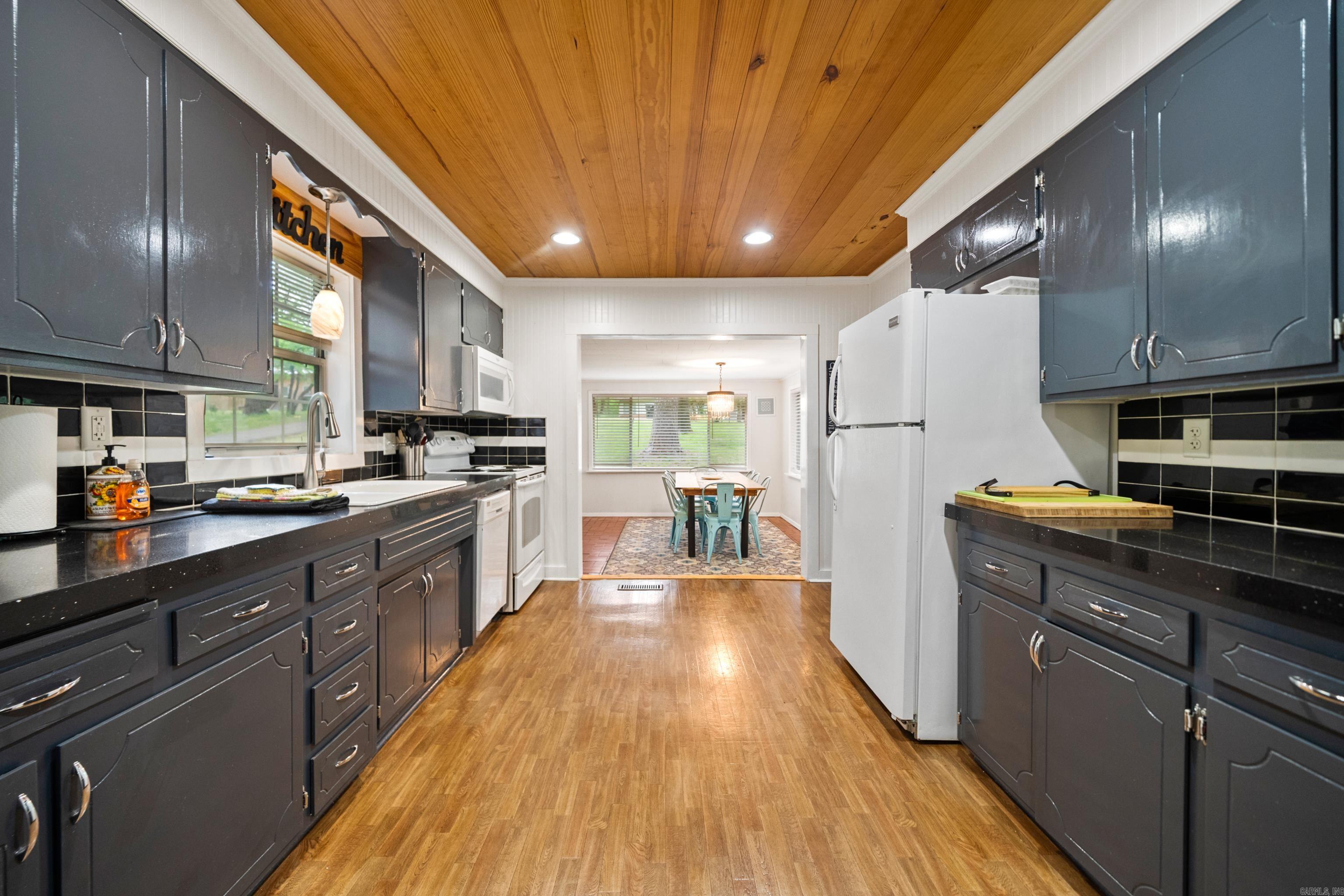 BEACH HAVEN - Residential