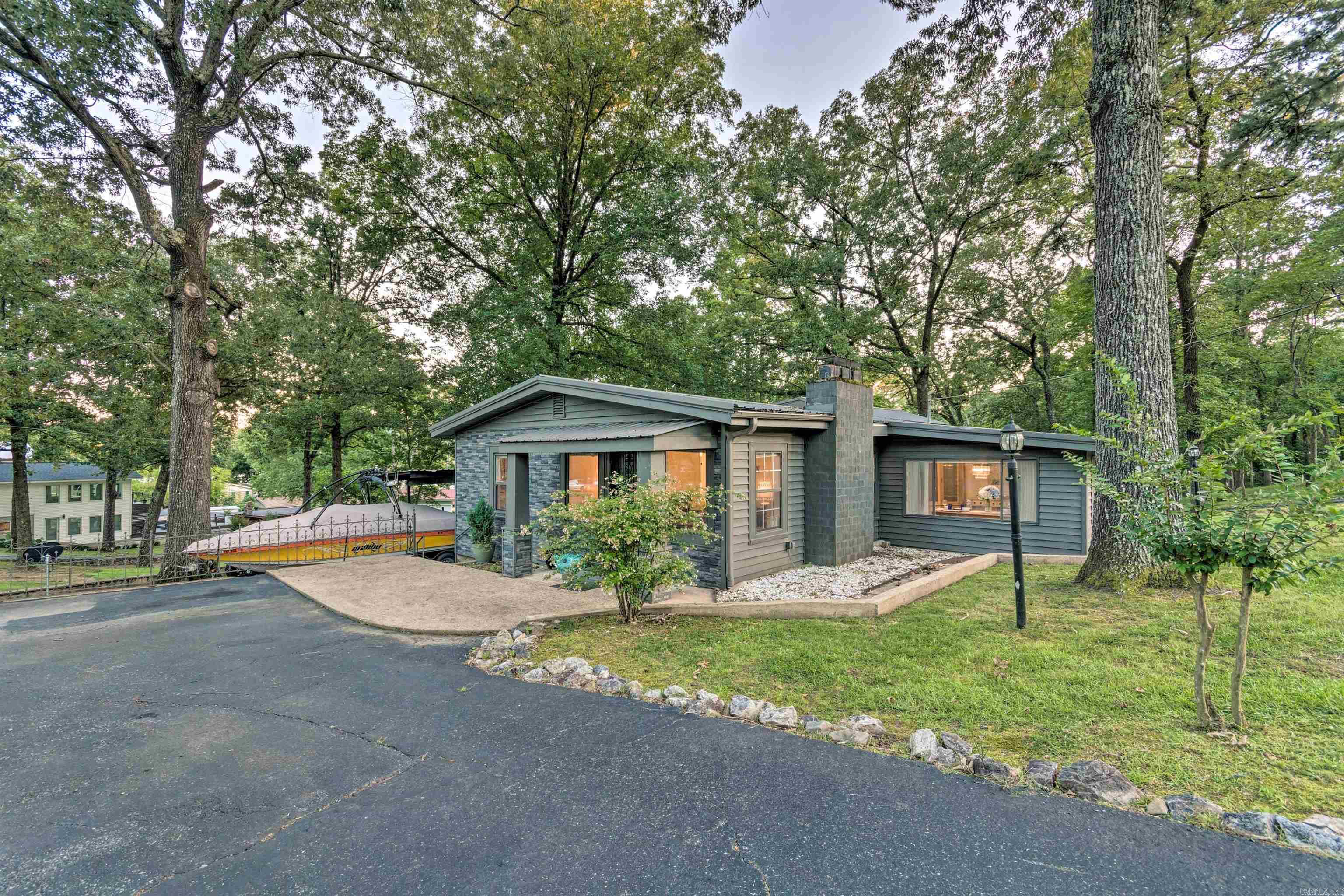 BEACH HAVEN - Residential