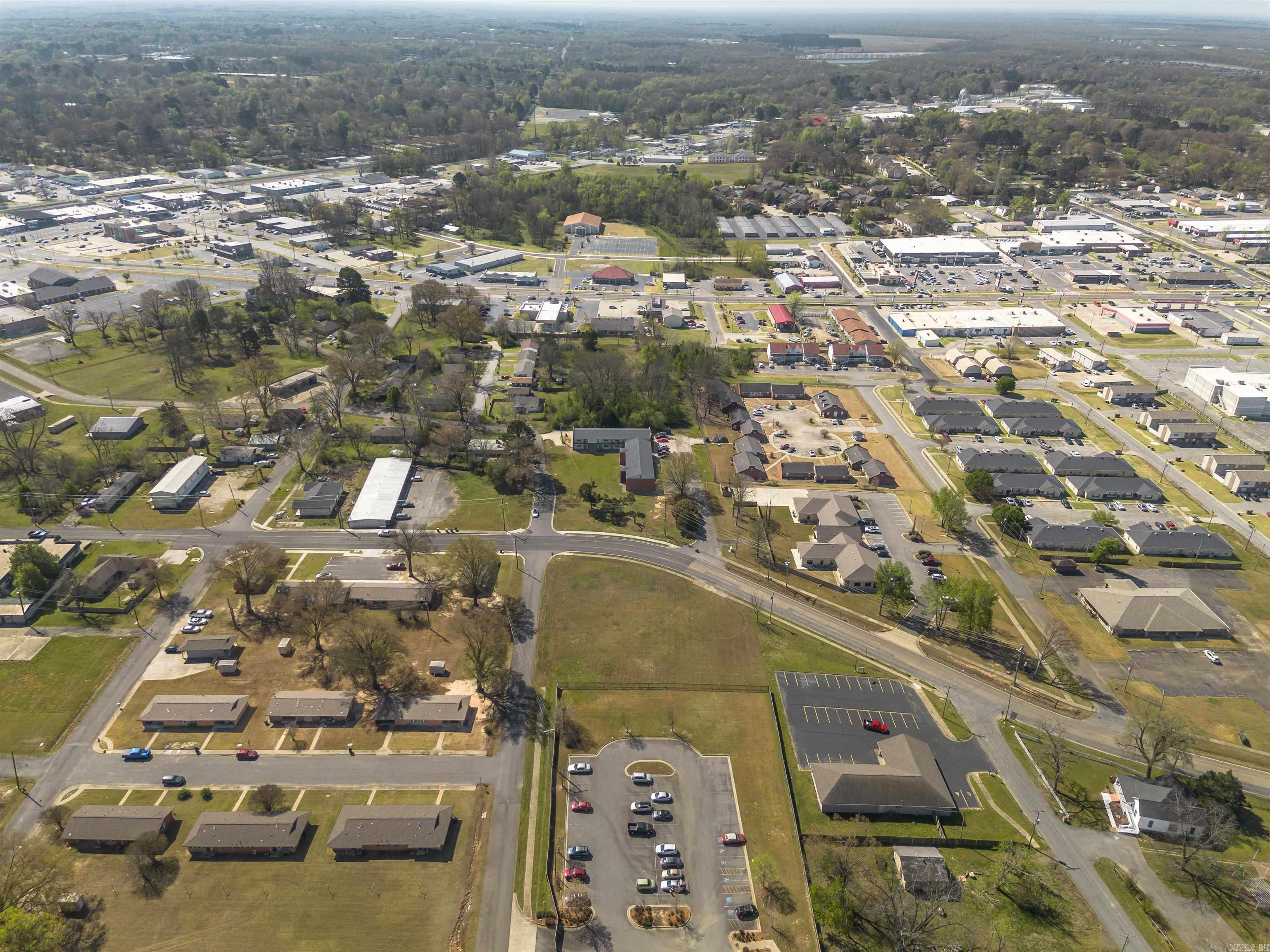 Cabot City Area - Commercial Sale