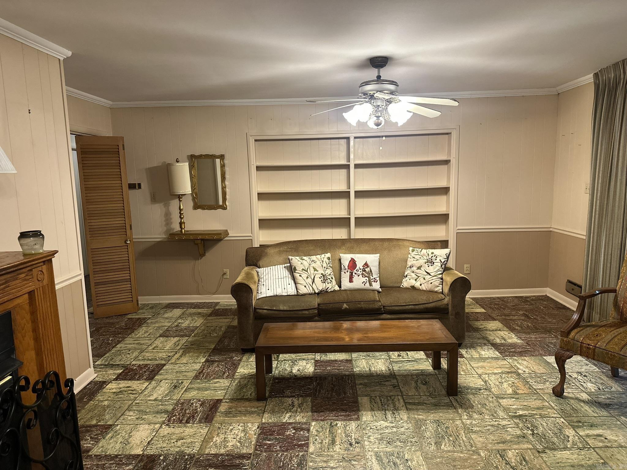 HOLT ADDN - Residential