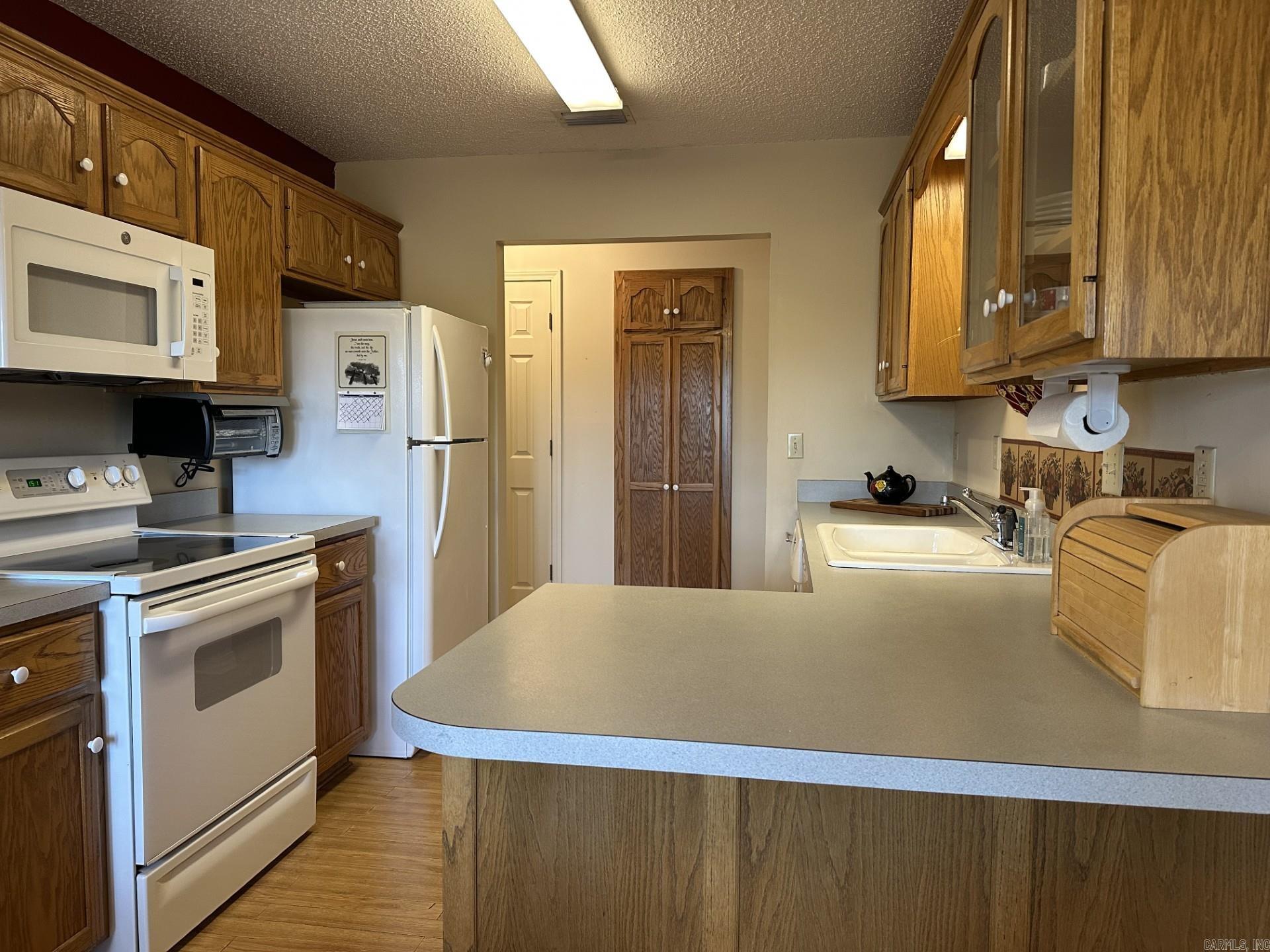 INDIAN MEADOWS - Residential