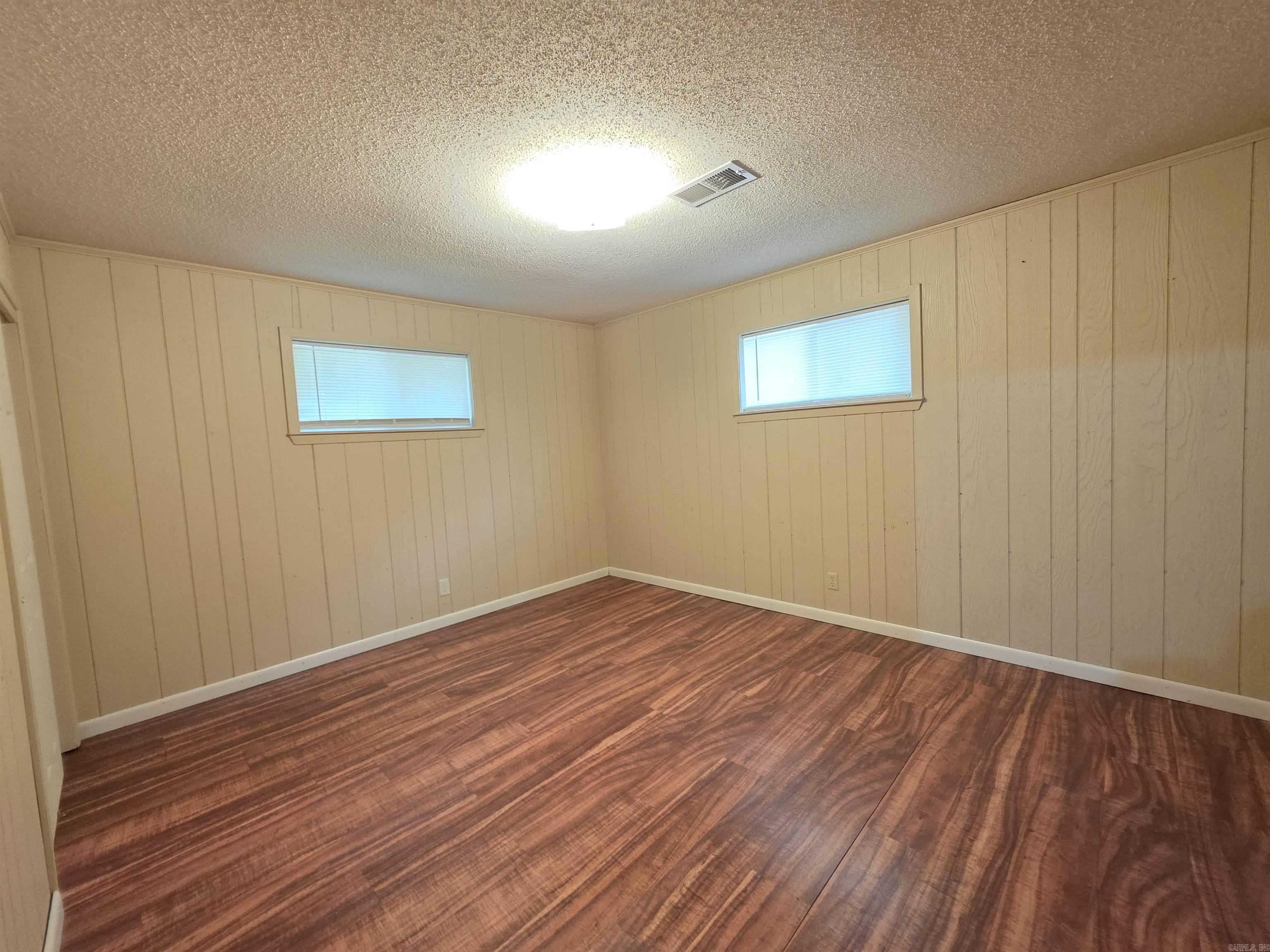 CLOYES & EMDE ADDN - Residential