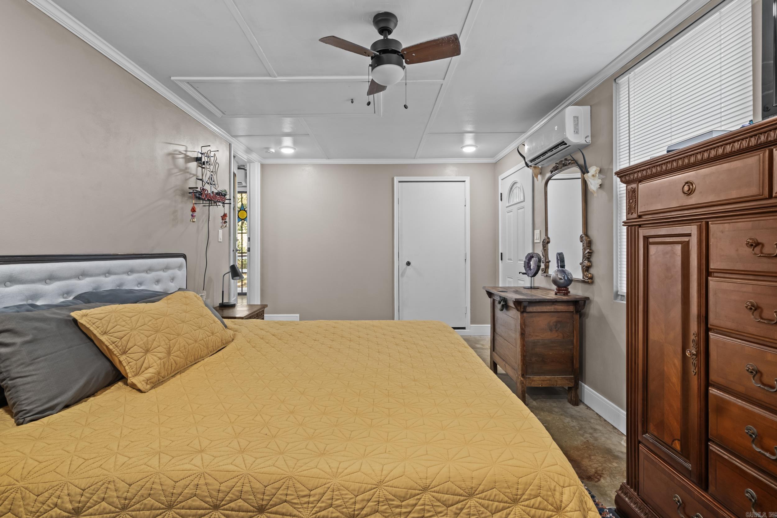 GLENOAKS - Residential