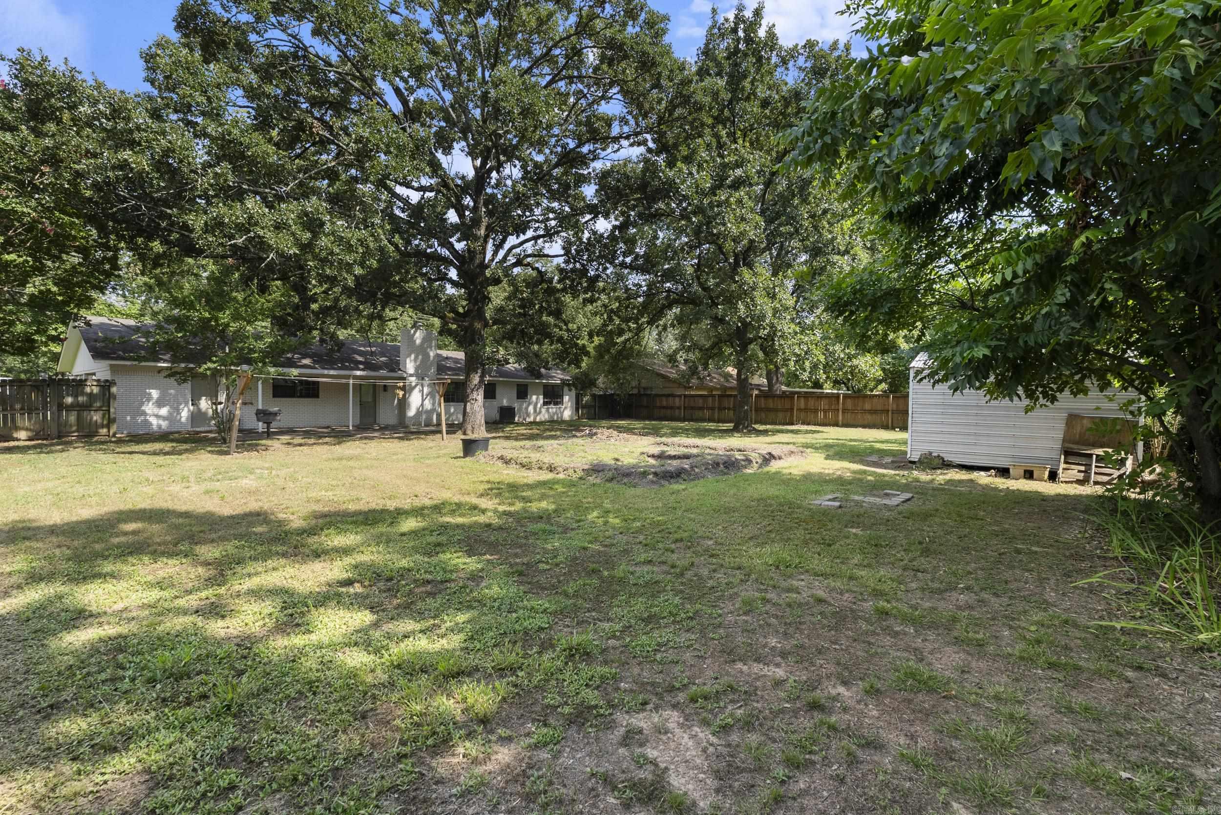 OAK FORREST - Residential