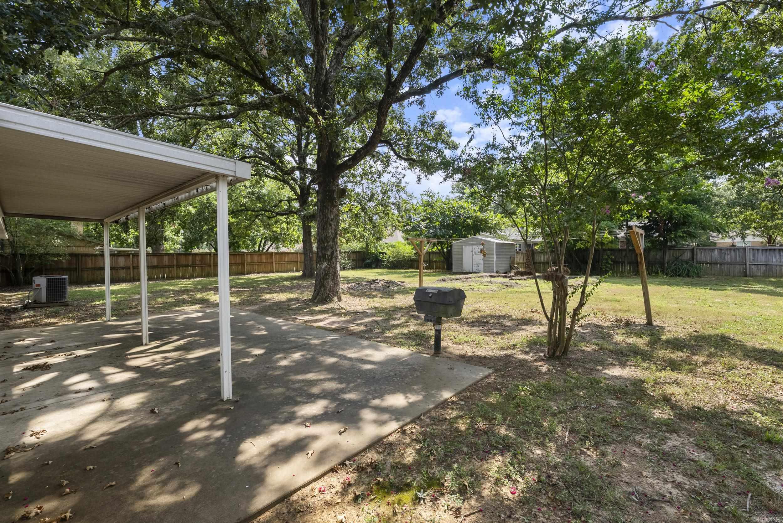 OAK FORREST - Residential