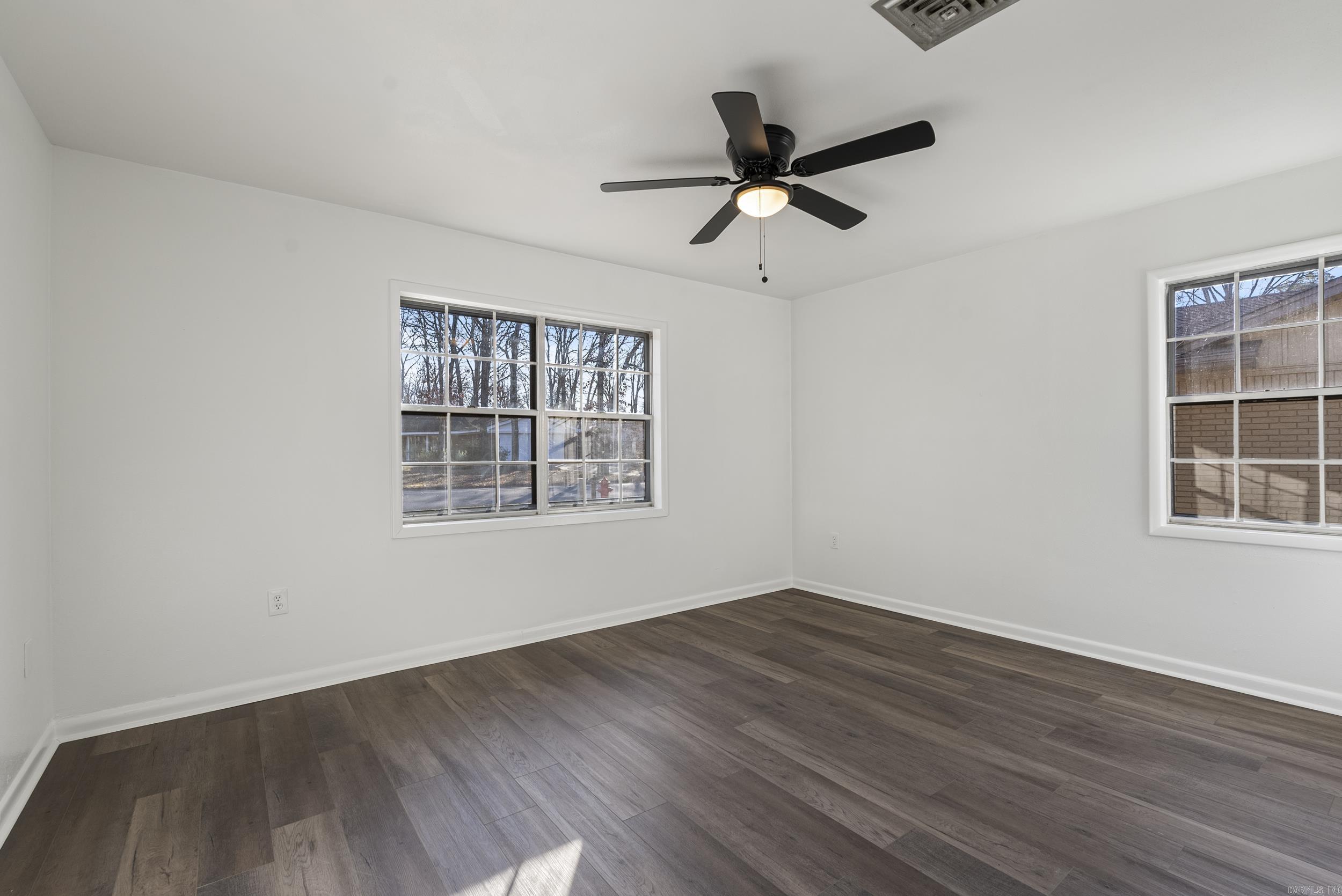 OAK FORREST - Residential