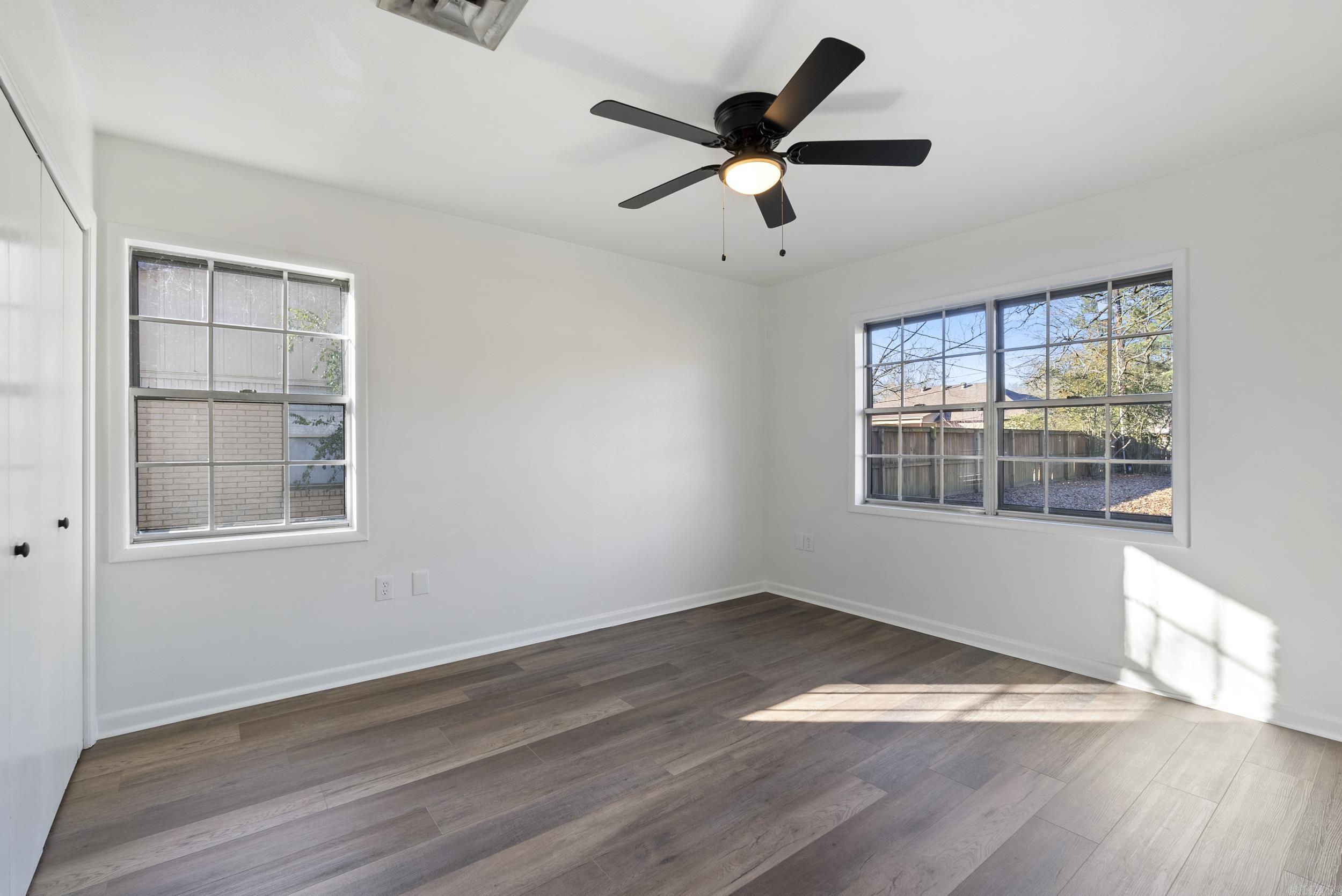 OAK FORREST - Residential