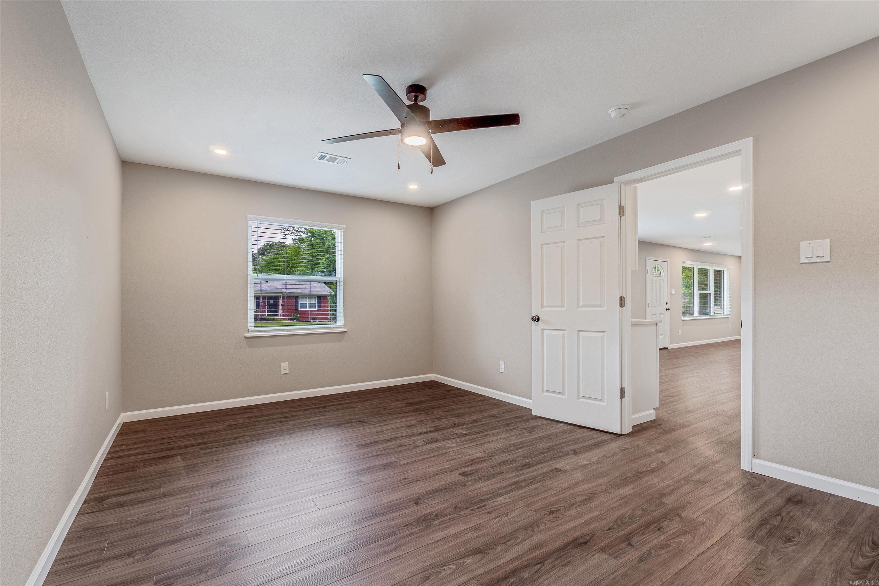 BRADENS ADDN TO JACK - Residential