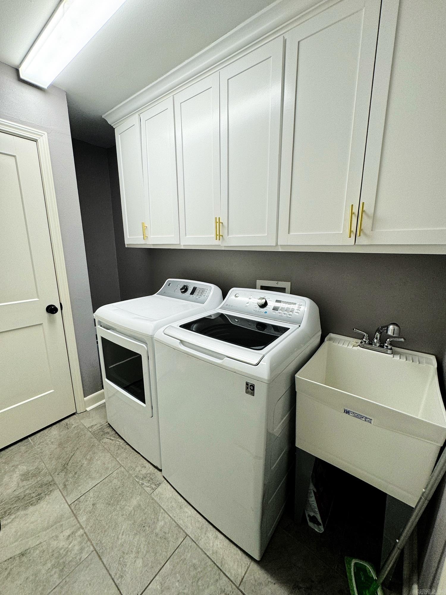 Sara Lynn - Residential