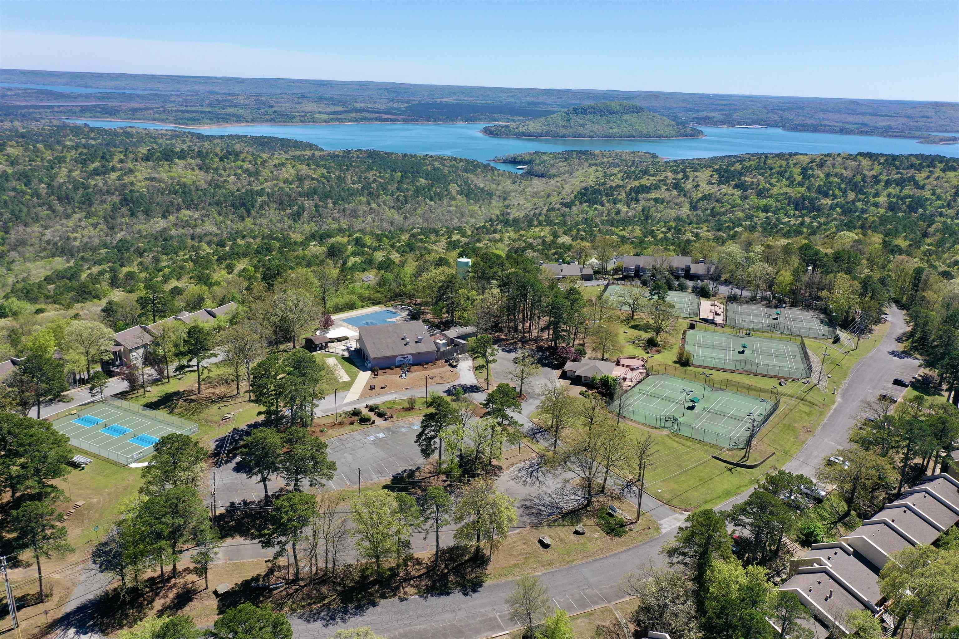 INDIAN HILLS - Residential