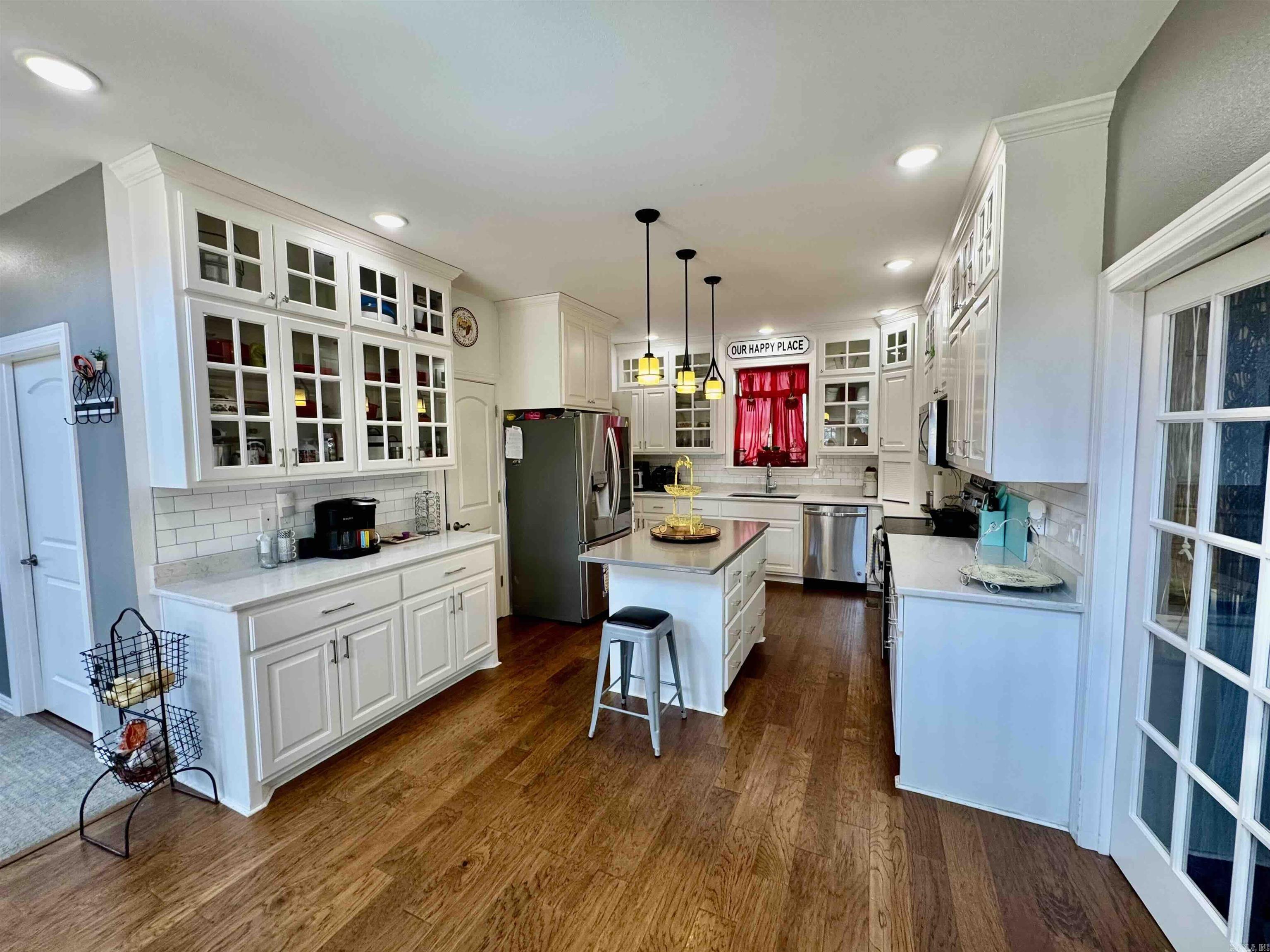 INDIAN HILLS - Residential