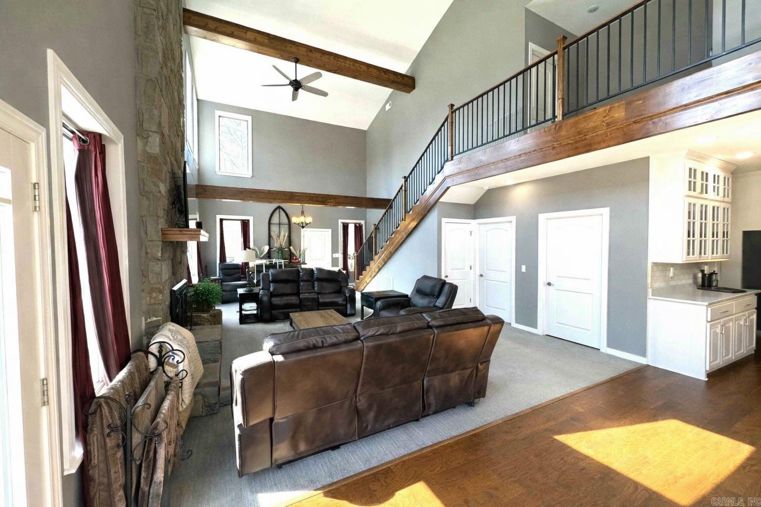 INDIAN HILLS - Residential