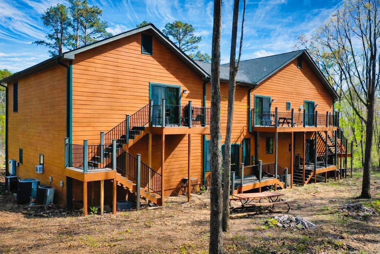 INDIAN HILLS - Residential