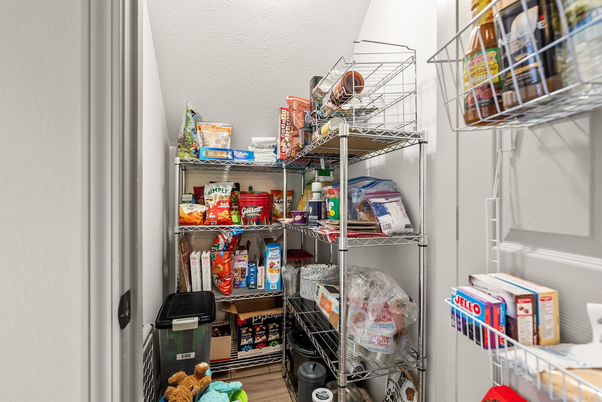 THE FALLS P.U.D. - Residential