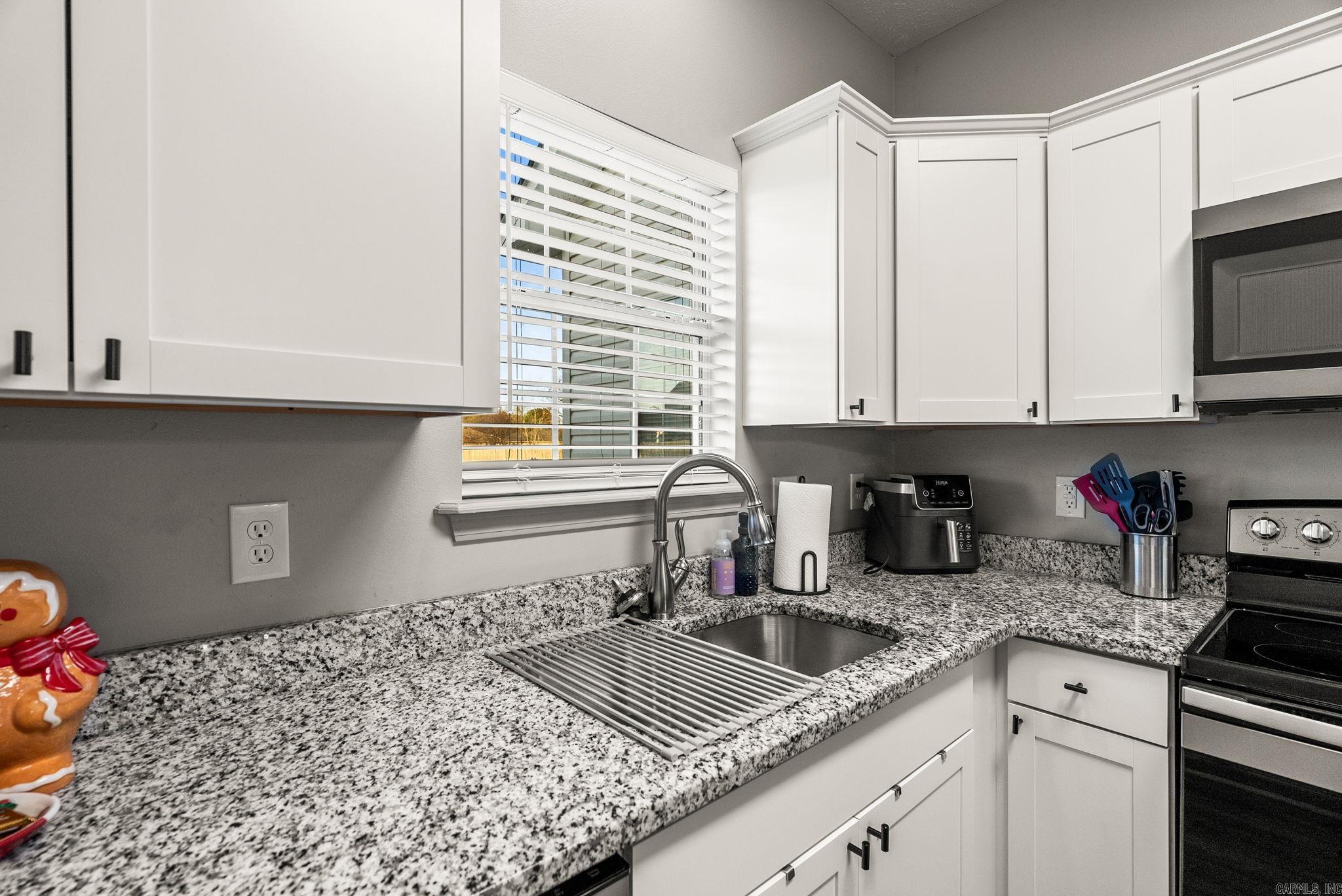 THE FALLS P.U.D. - Residential