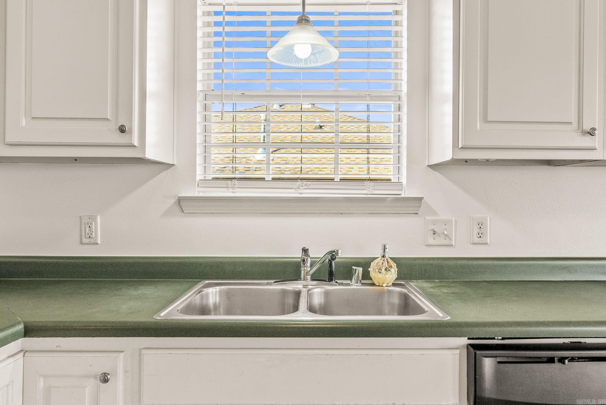 JUSTIN PLACE - Residential