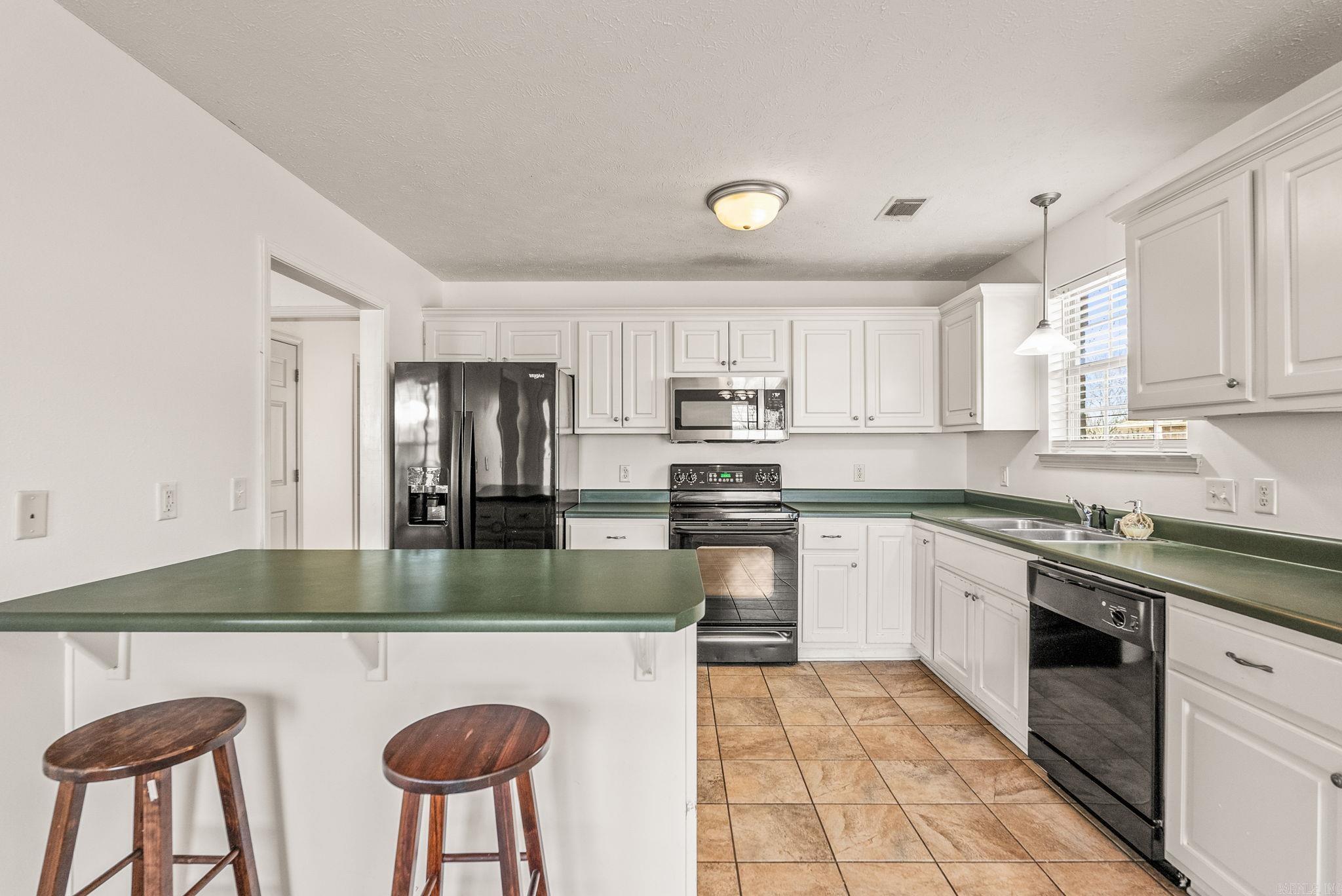 JUSTIN PLACE - Residential