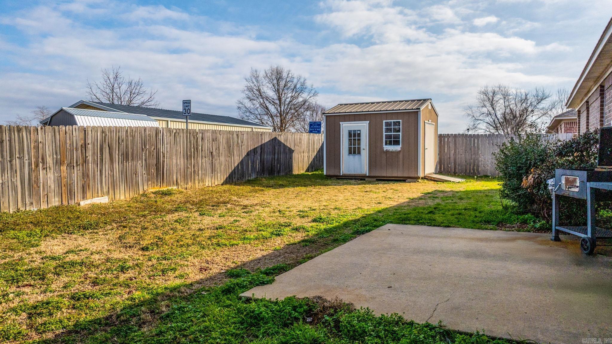 JUSTIN PLACE - Residential