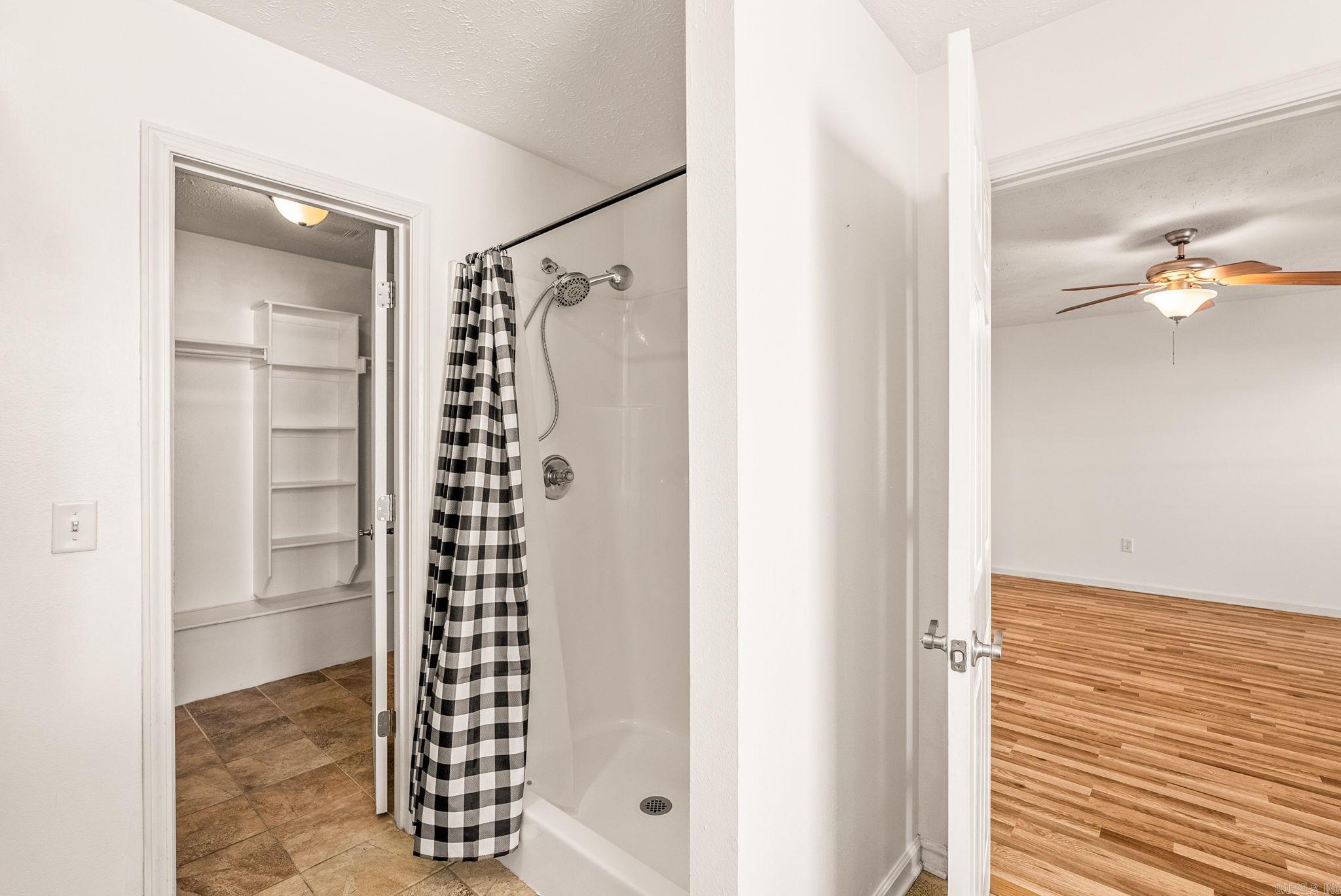 JUSTIN PLACE - Residential