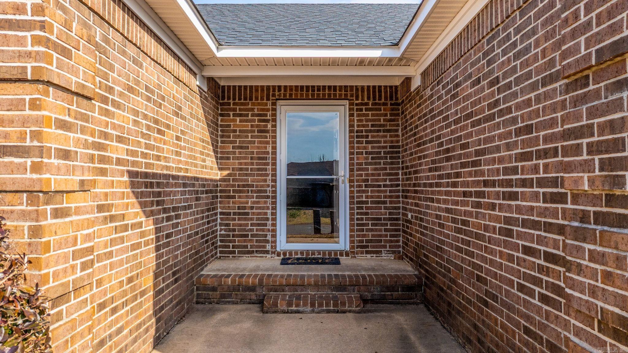 JUSTIN PLACE - Residential