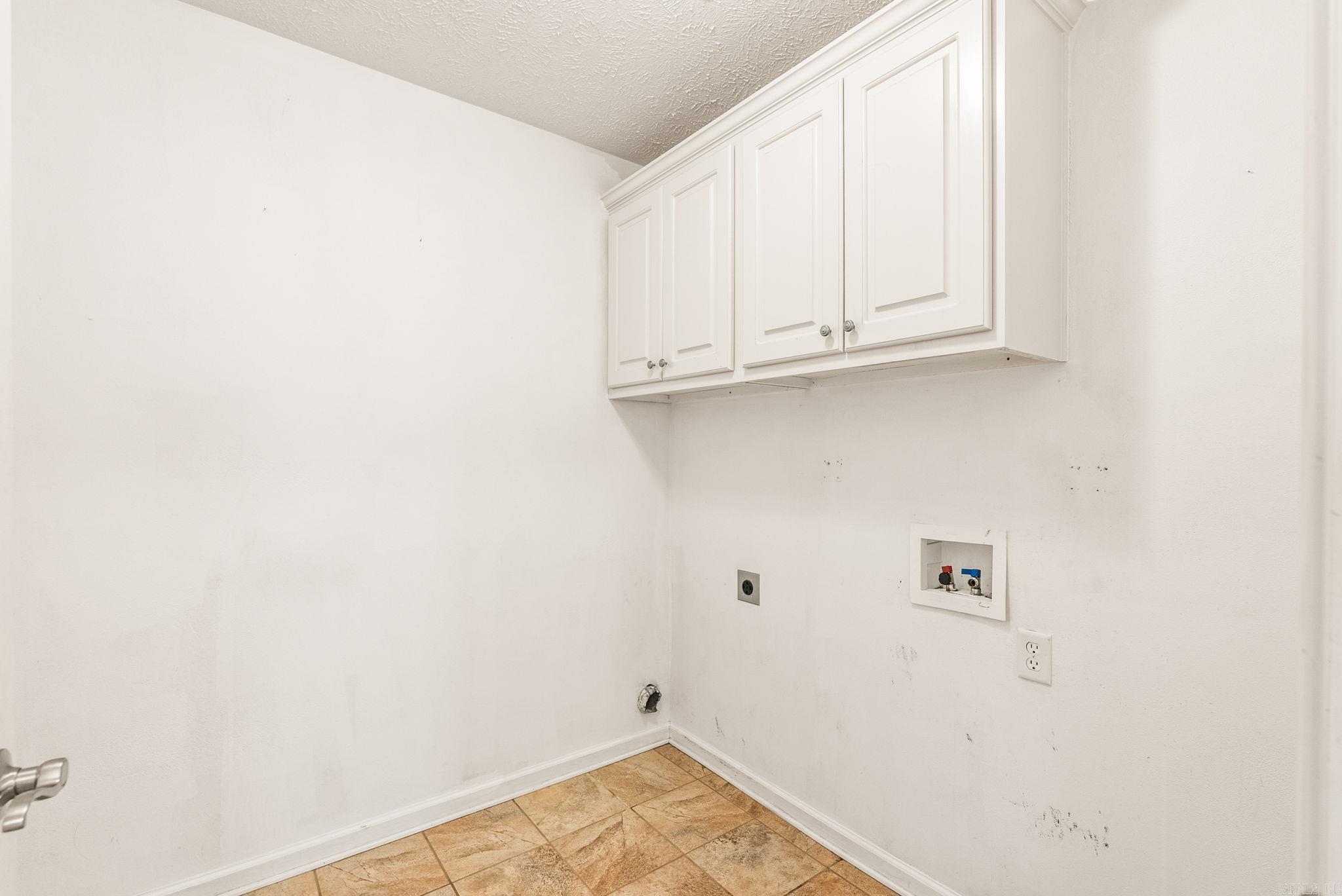 JUSTIN PLACE - Residential