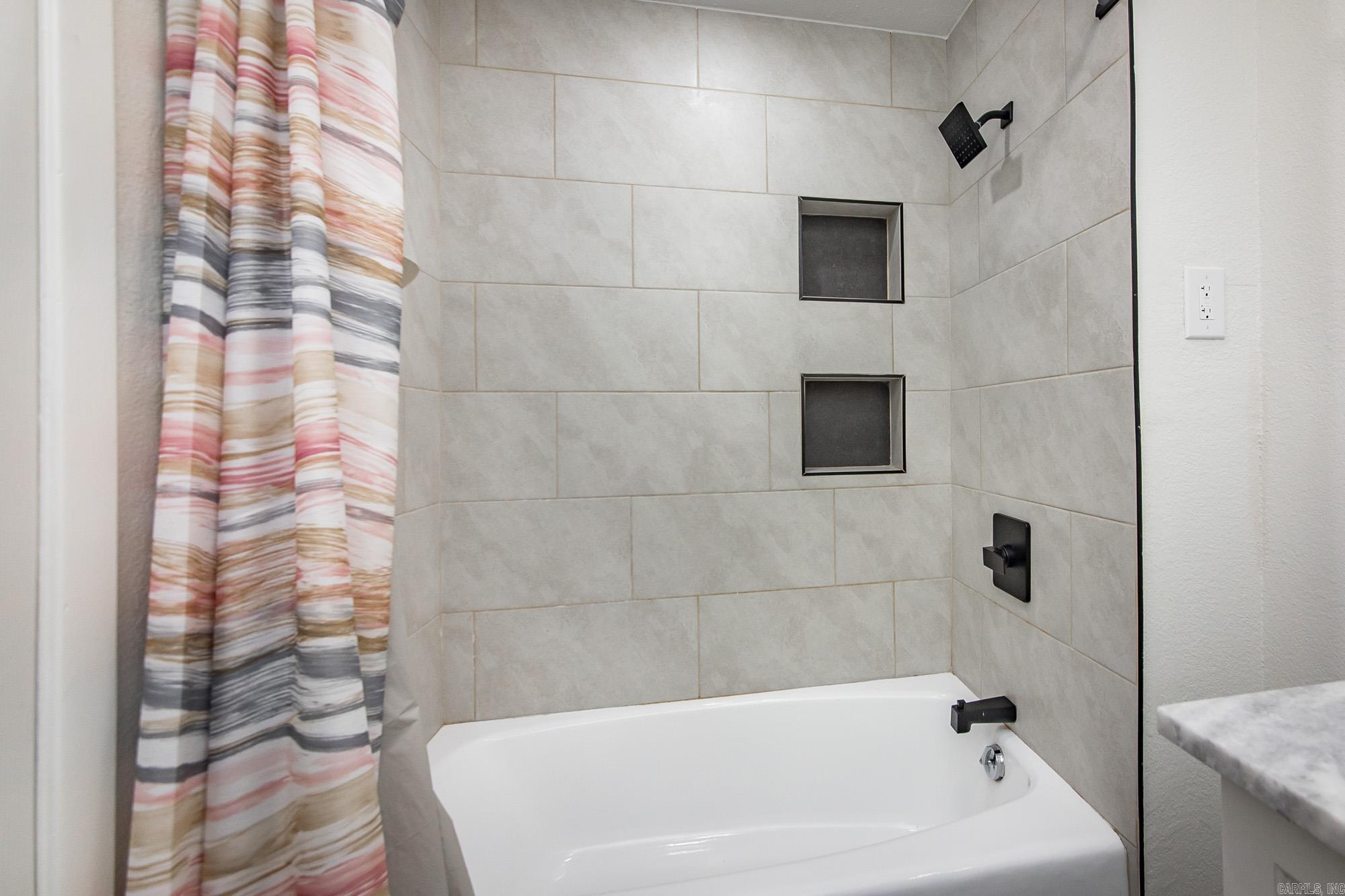 KELLOGG - Residential