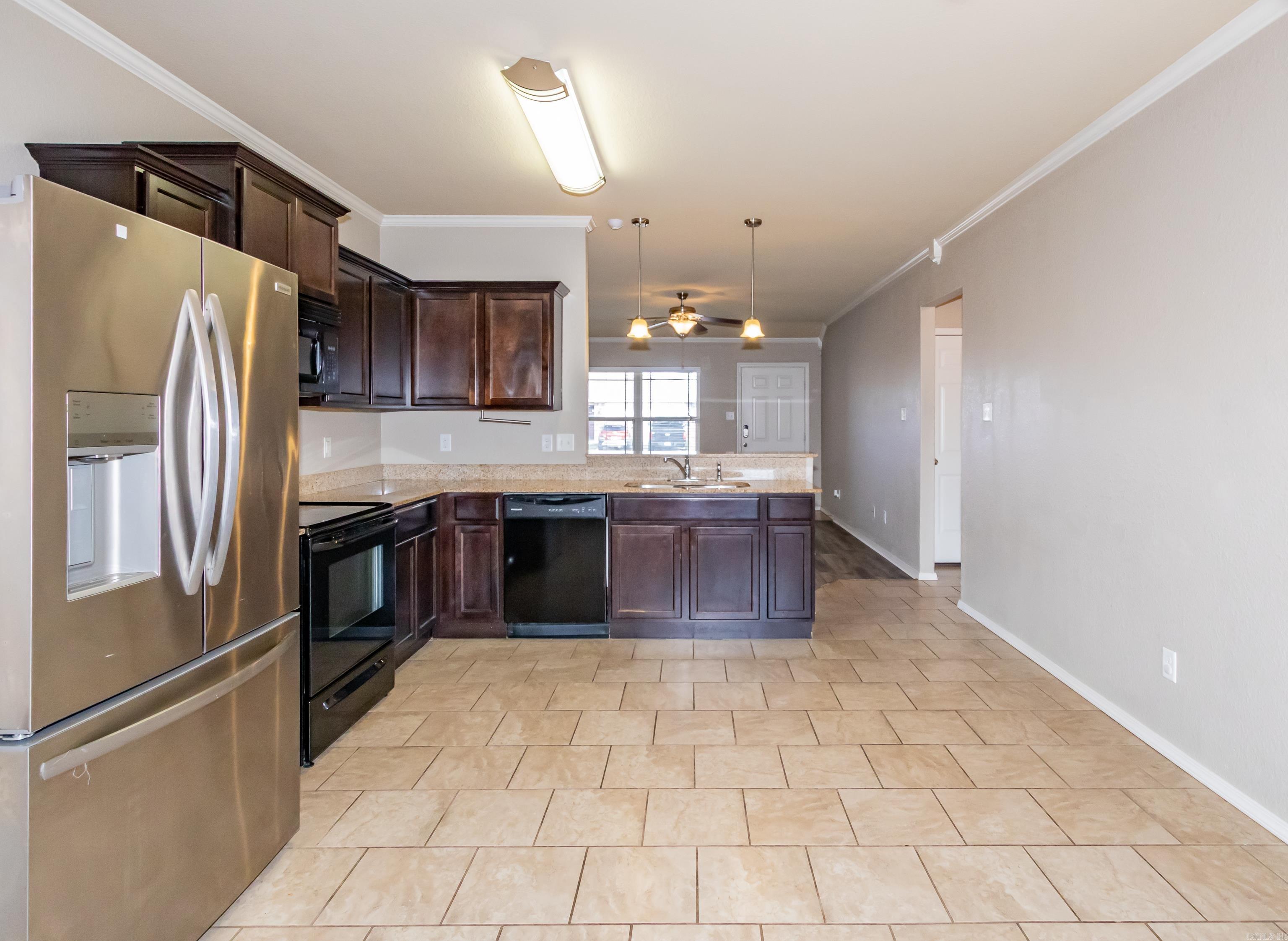 TRAMMEL ESTATES - Residential