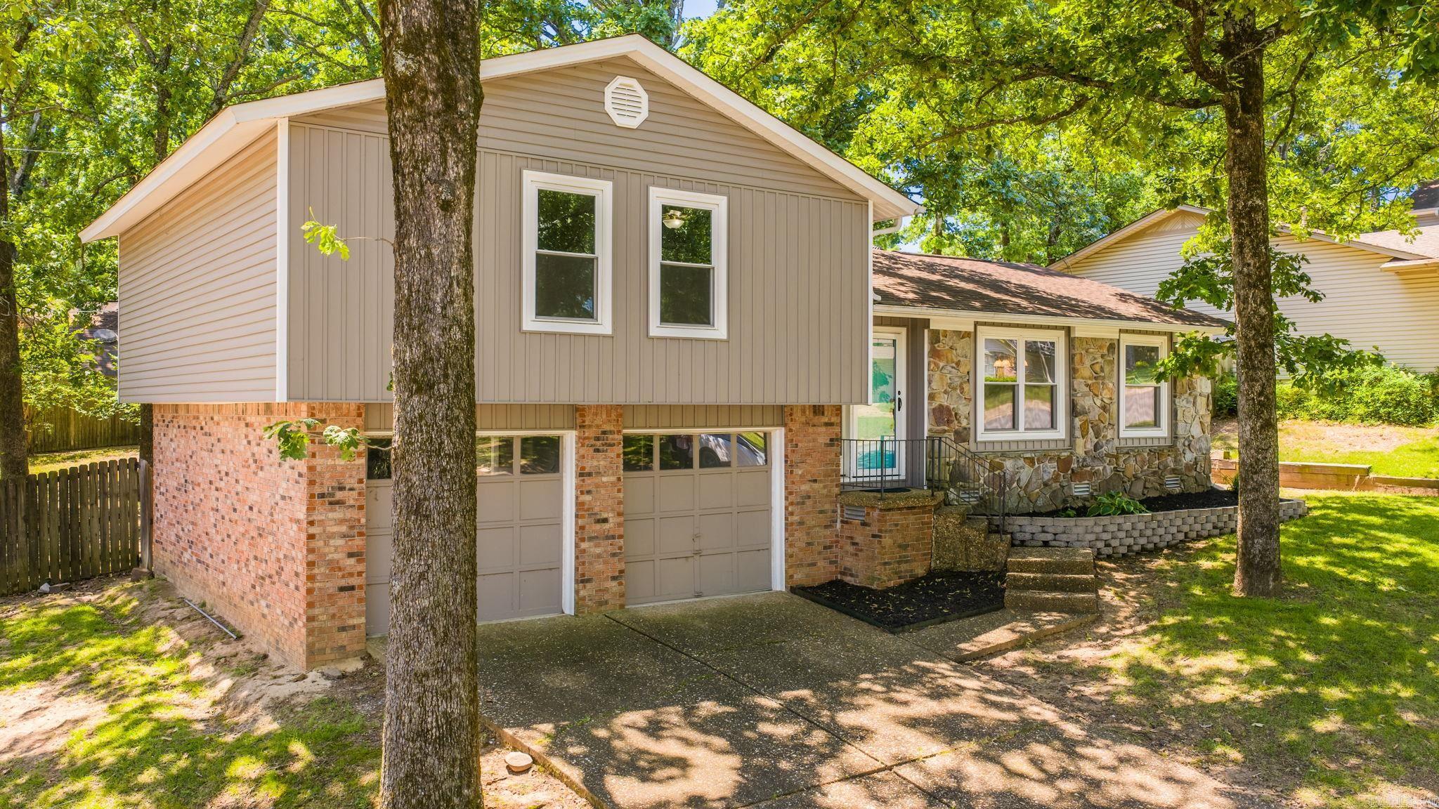 INDIAN HILLS - Residential