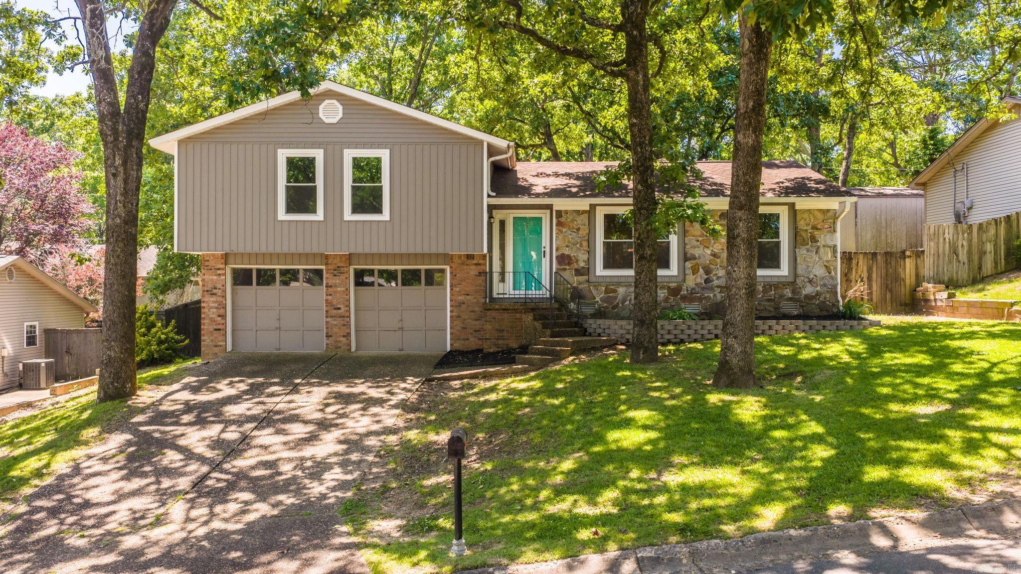 INDIAN HILLS - Residential