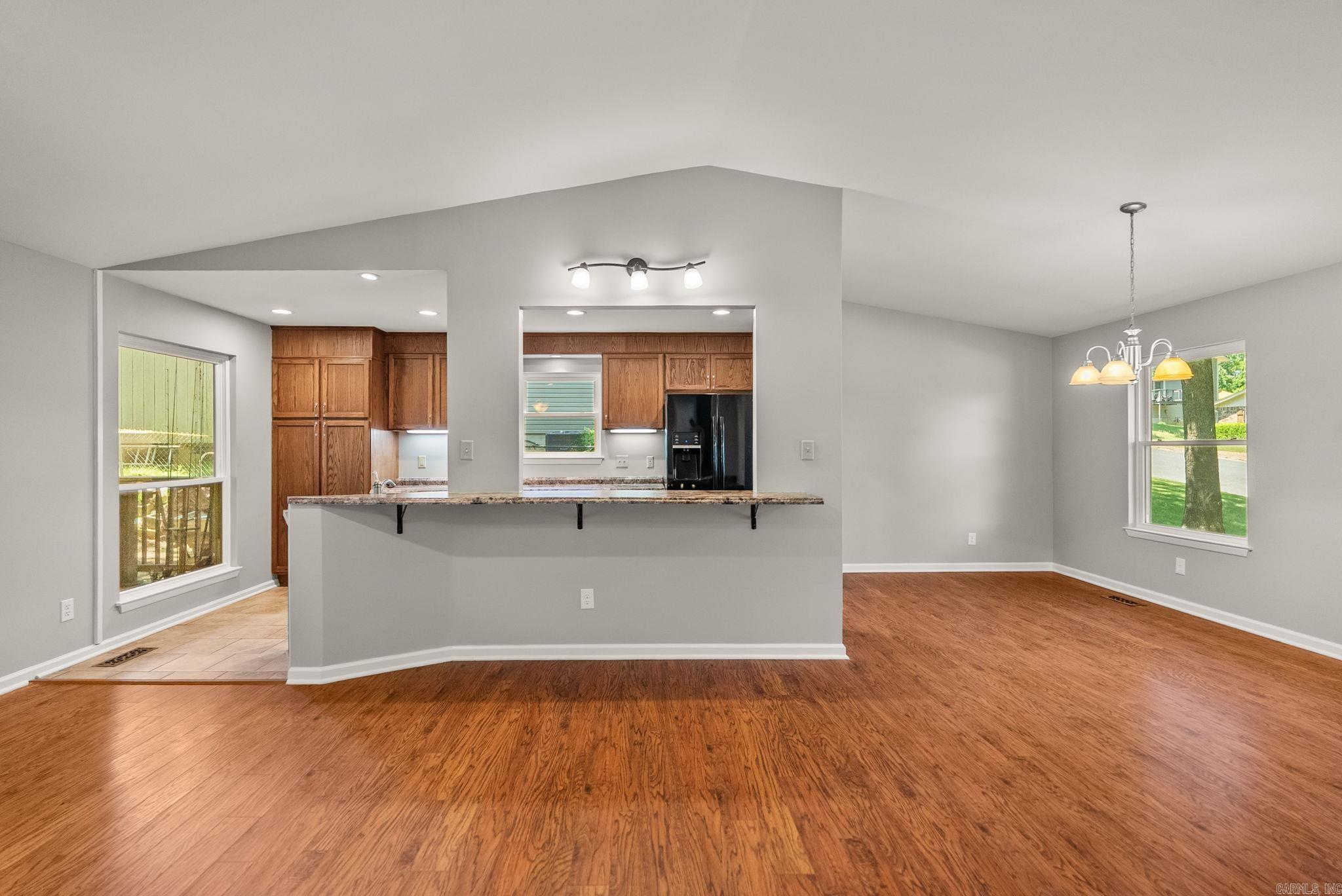 INDIAN HILLS - Residential
