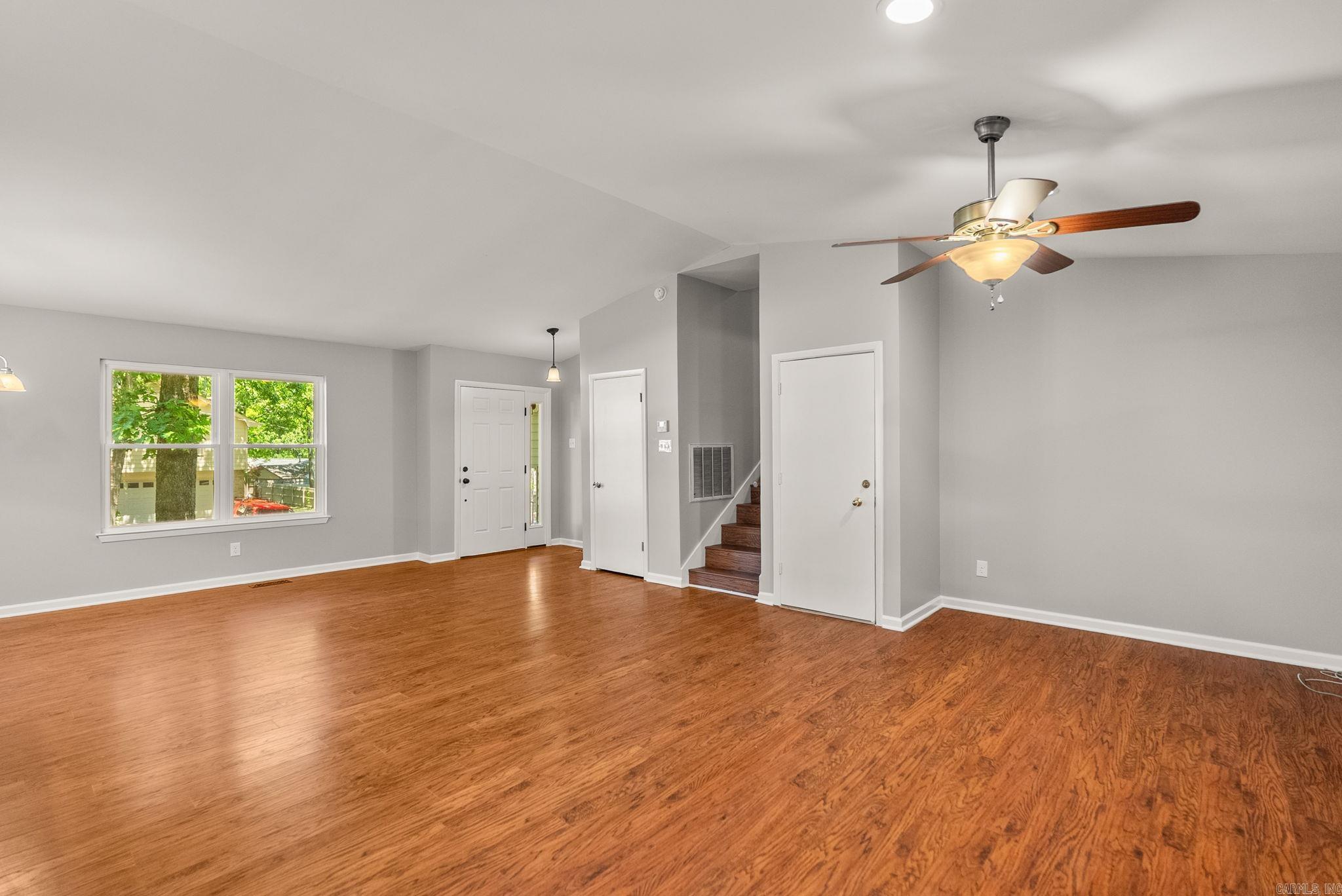 INDIAN HILLS - Residential
